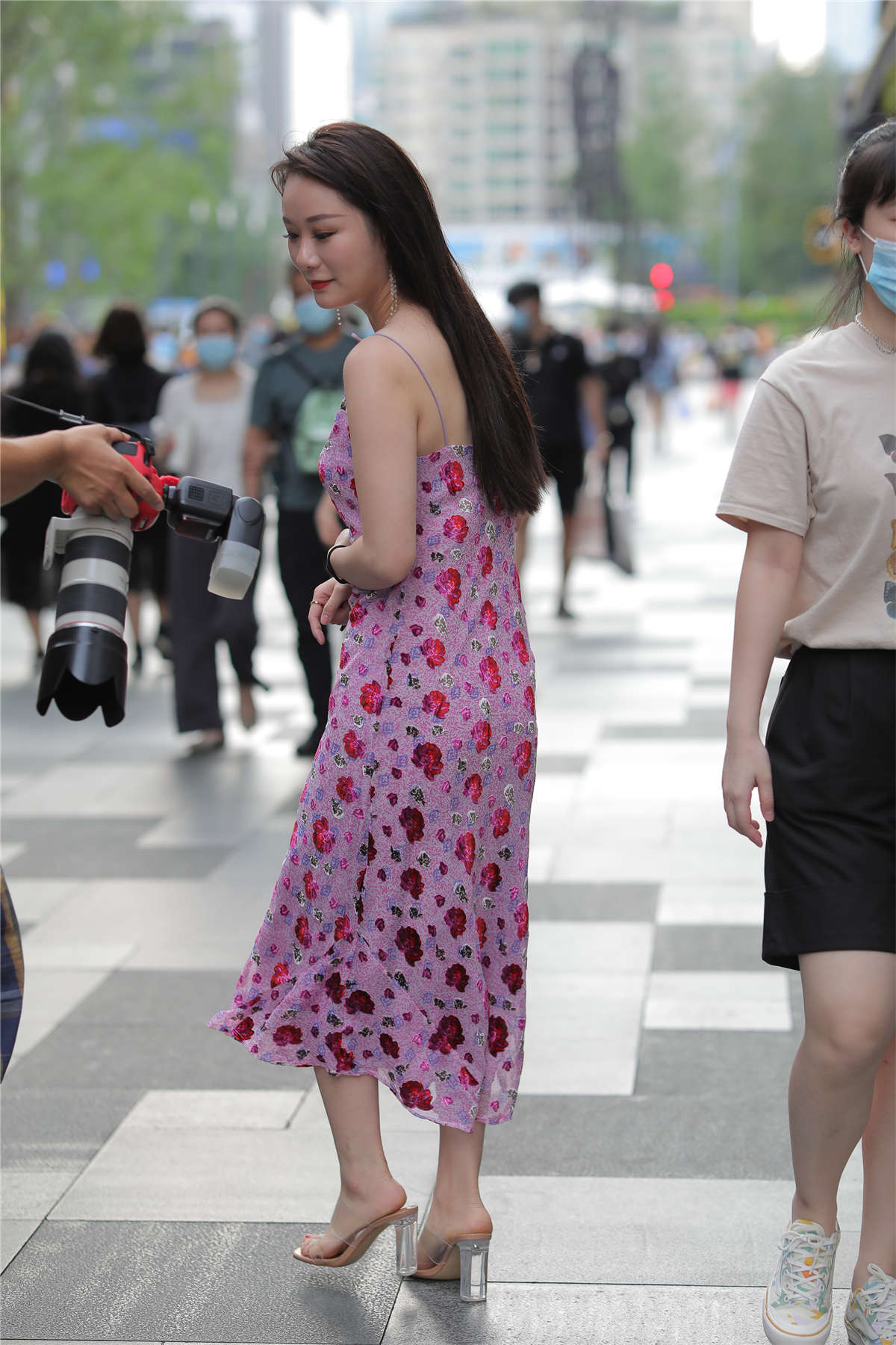 图片[2]-凯恩街拍作品 – 女人味-日更街拍