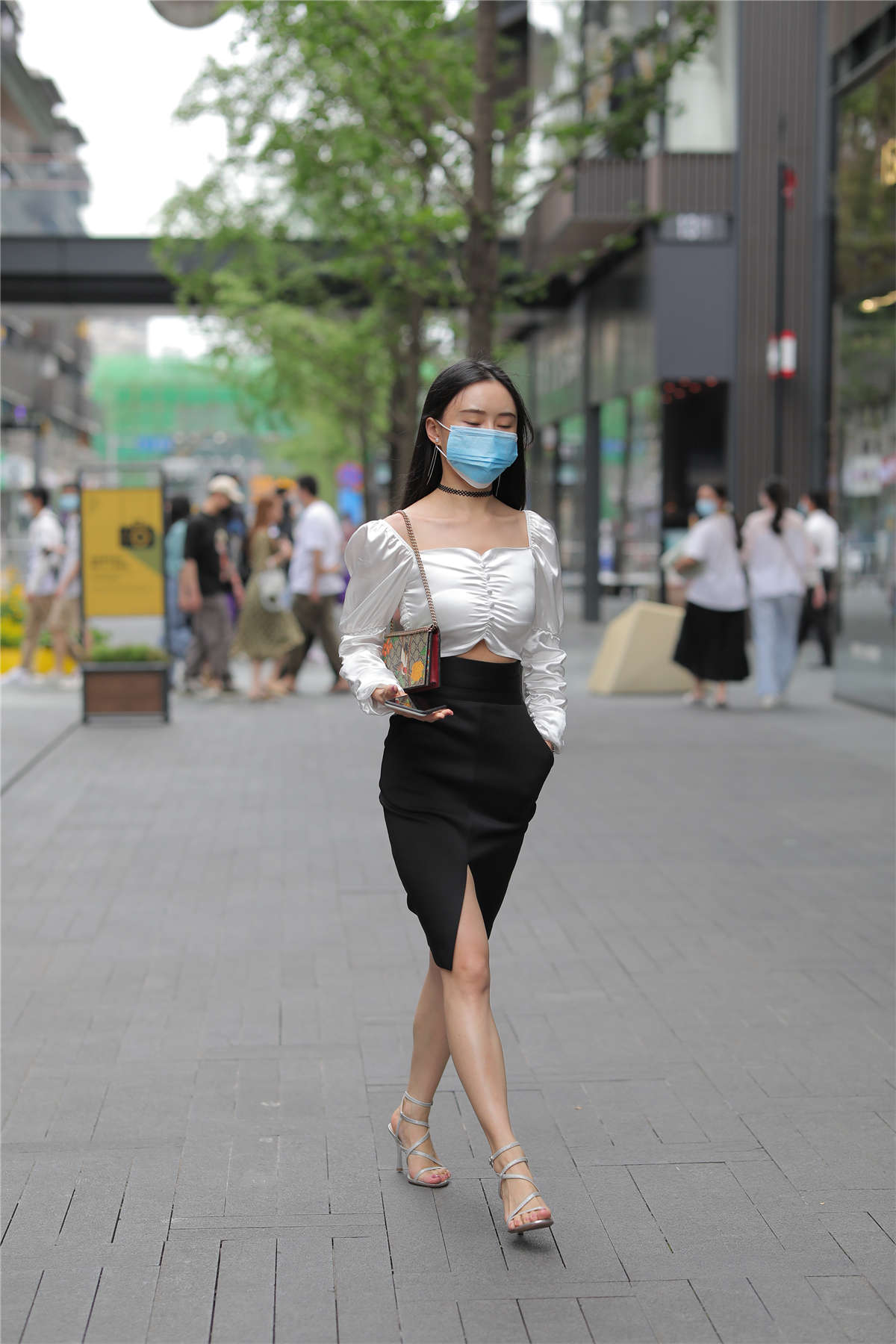 凯恩街拍作品 – 气质绝佳的小姐姐-日更街拍