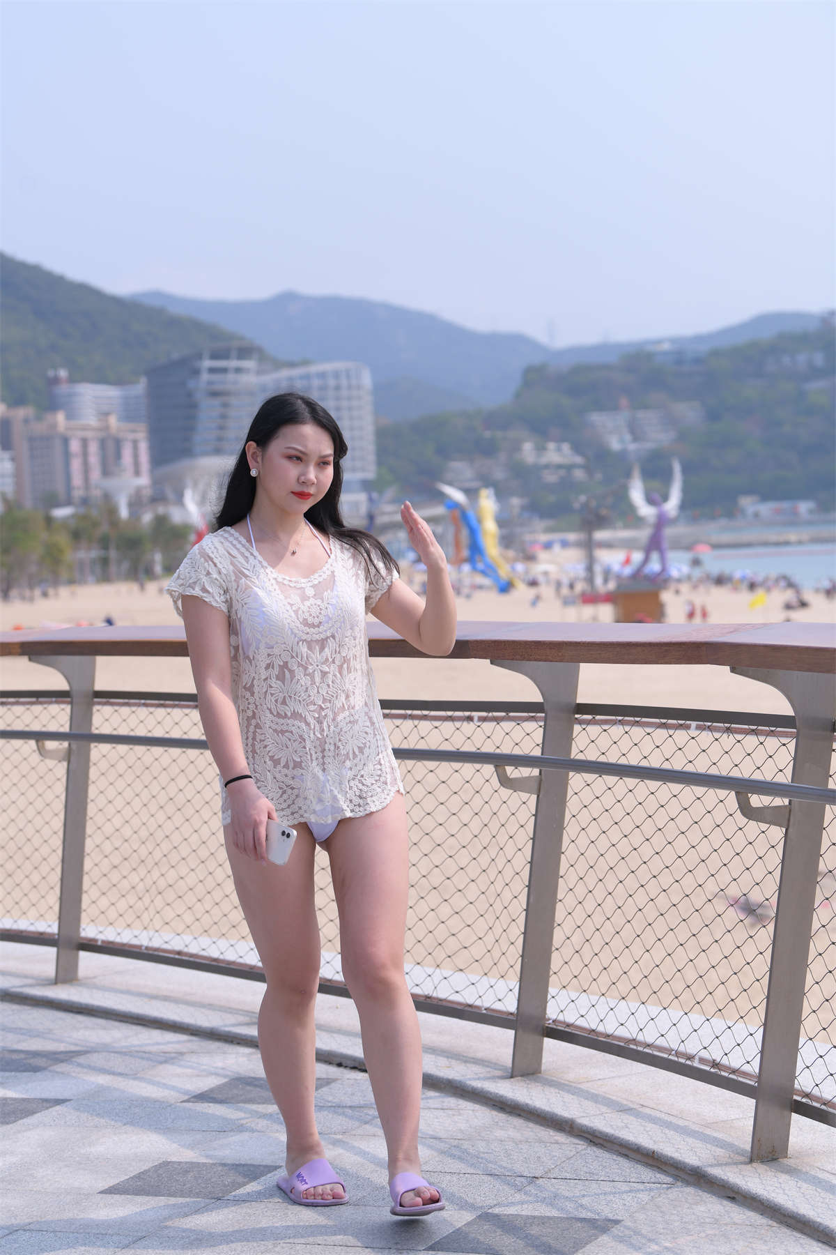 图片[2]-[魔镜原创摄影]视觉冲击模拍摄影作品 海边丰腴的白色比基尼美女-日更街拍