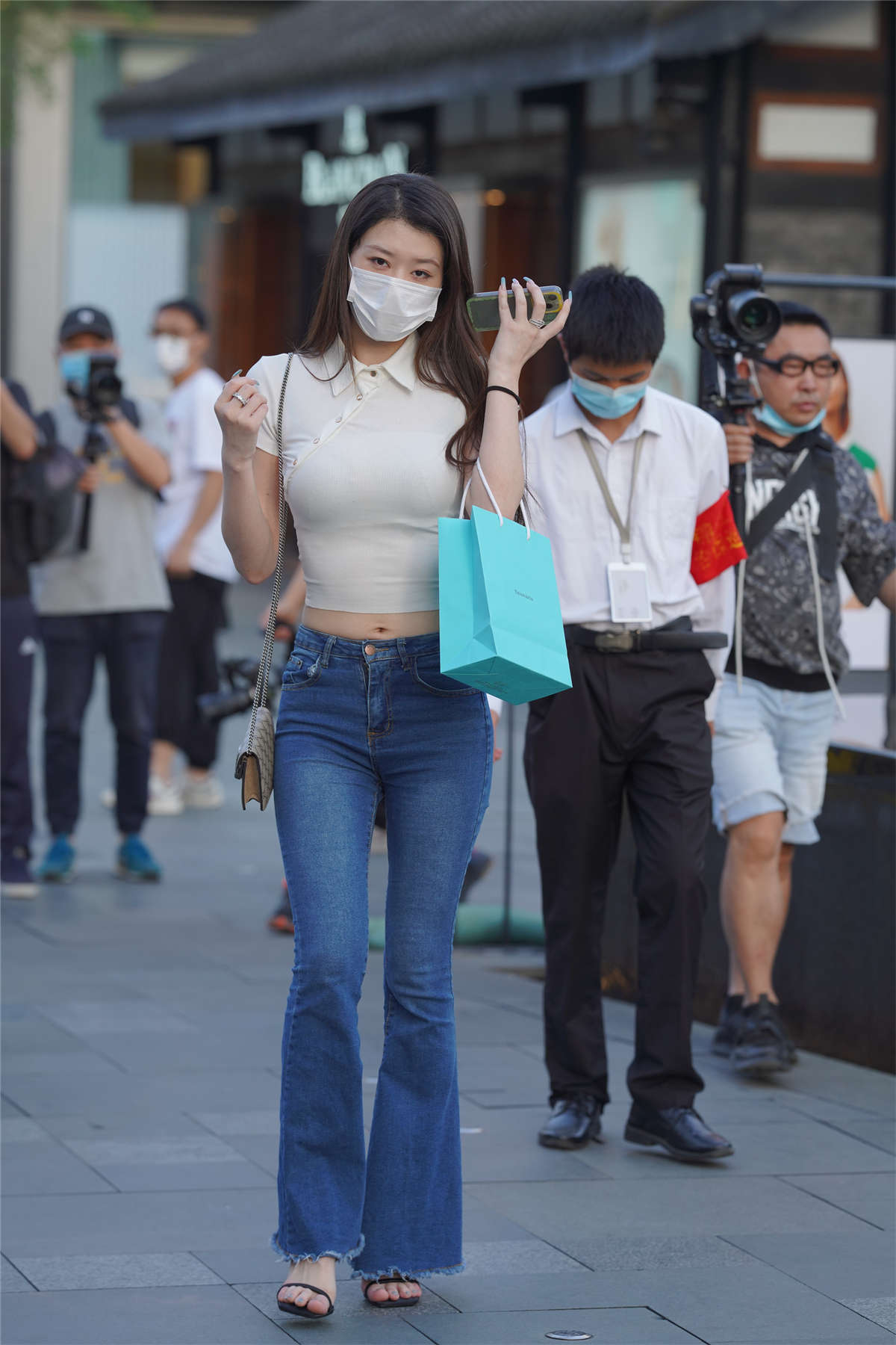 街拍牛仔裤长腿美女-日更街拍