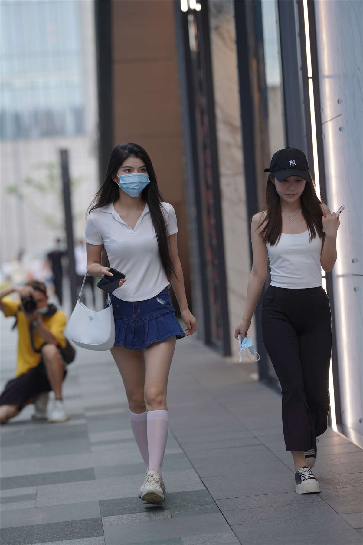 图片[2]-夏季polo清纯美少女-日更街拍