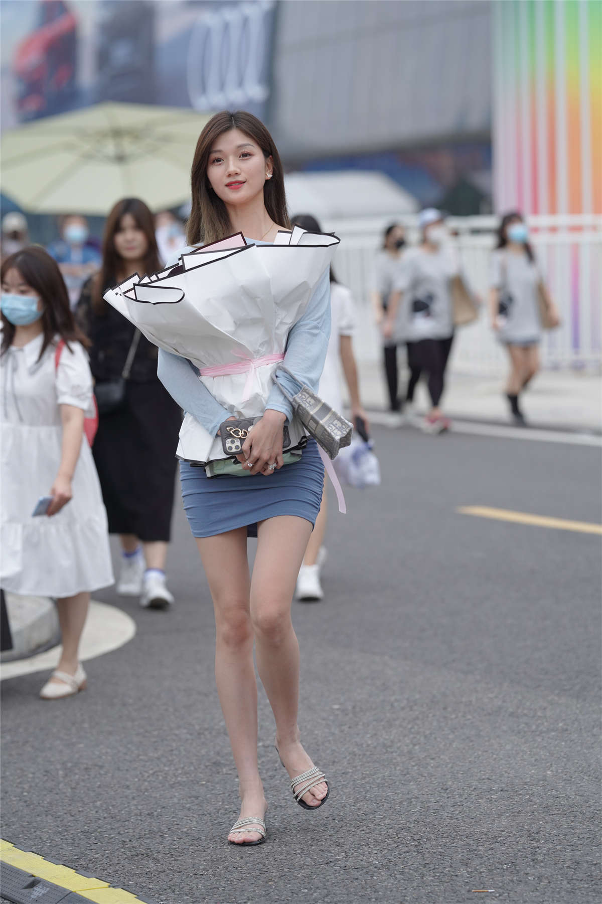 图片[2]-人比花娇-日更街拍