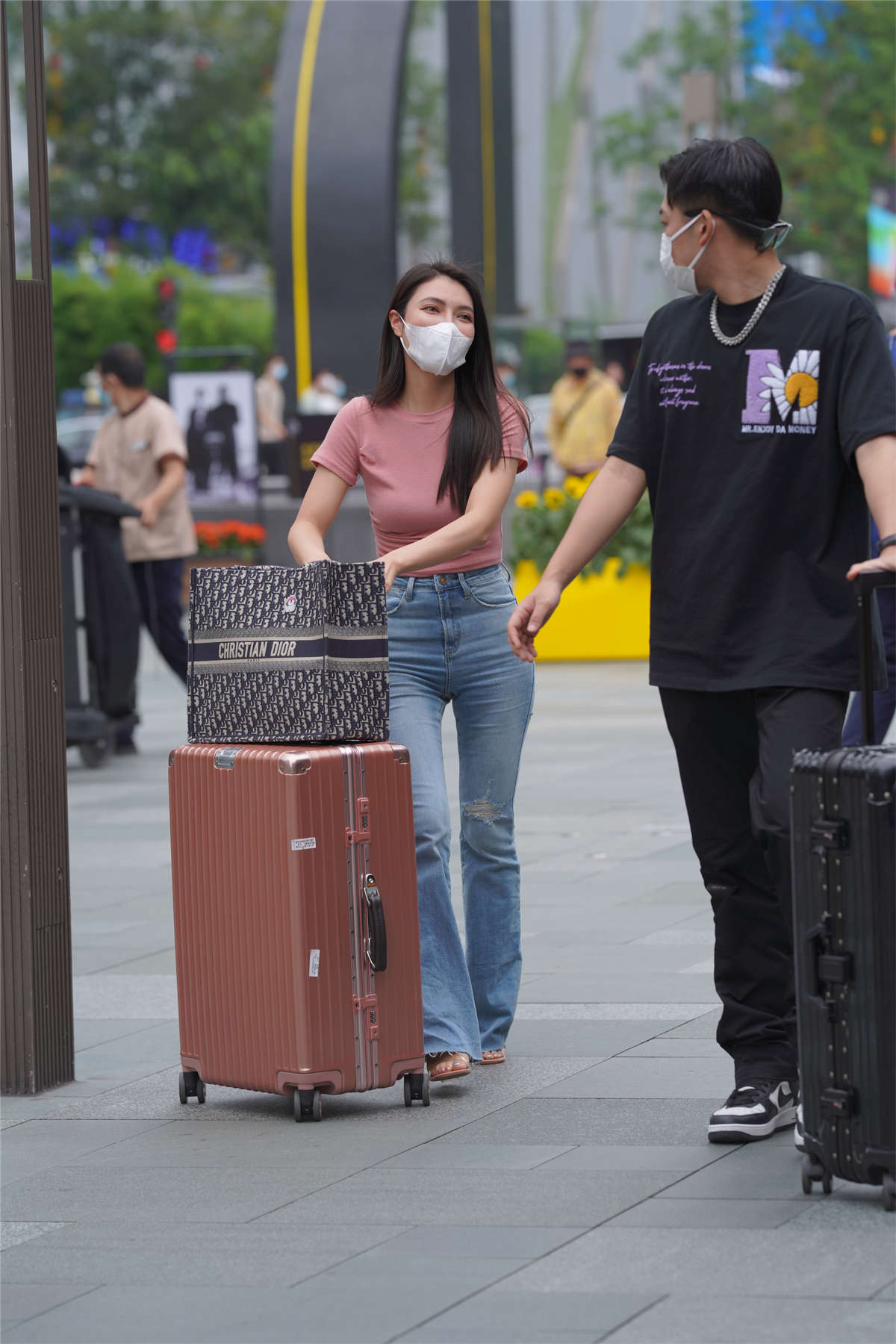 图片[2]-简单牛仔裤搭配-日更街拍