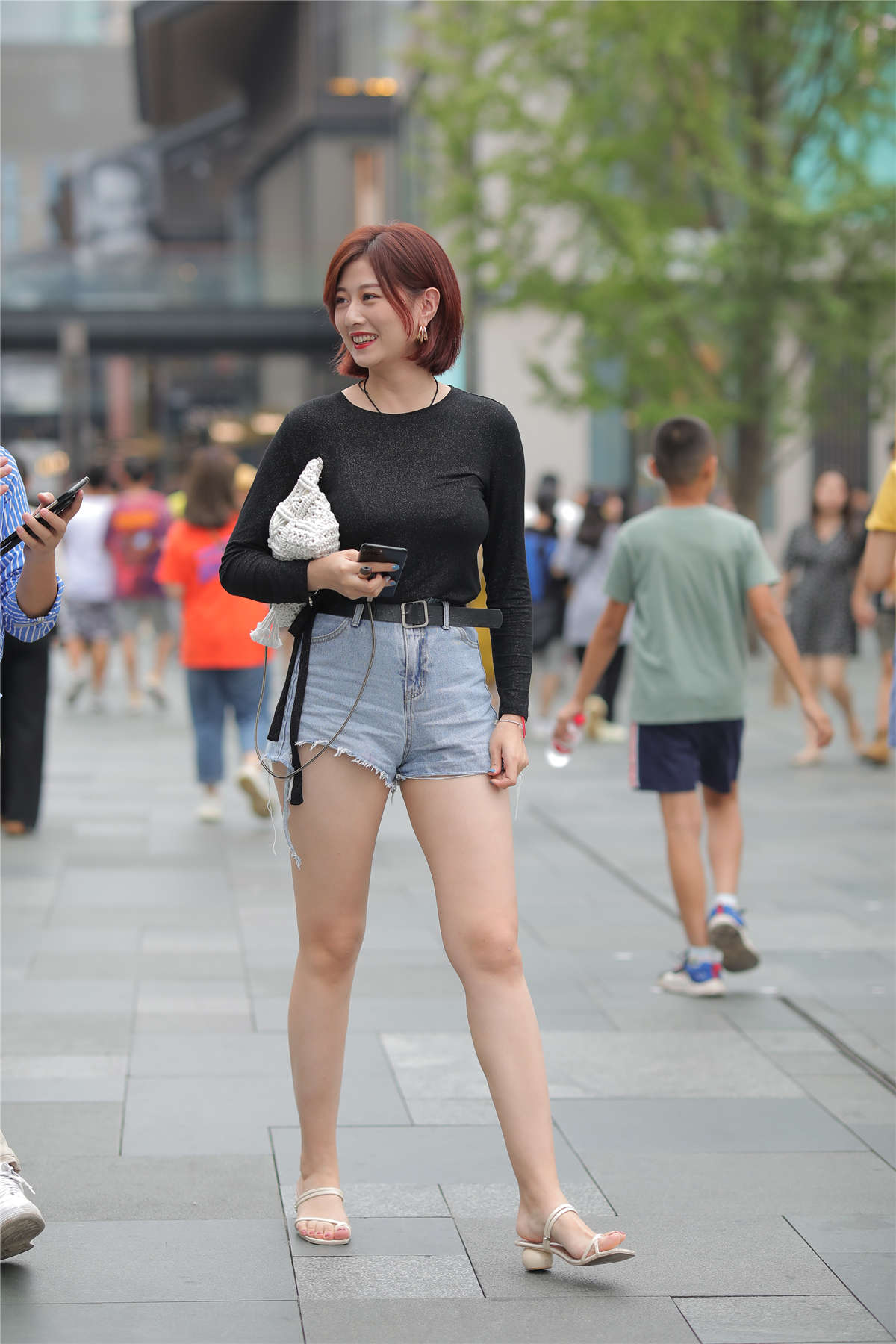 图片[2]-牛仔短裤百搭-日更街拍