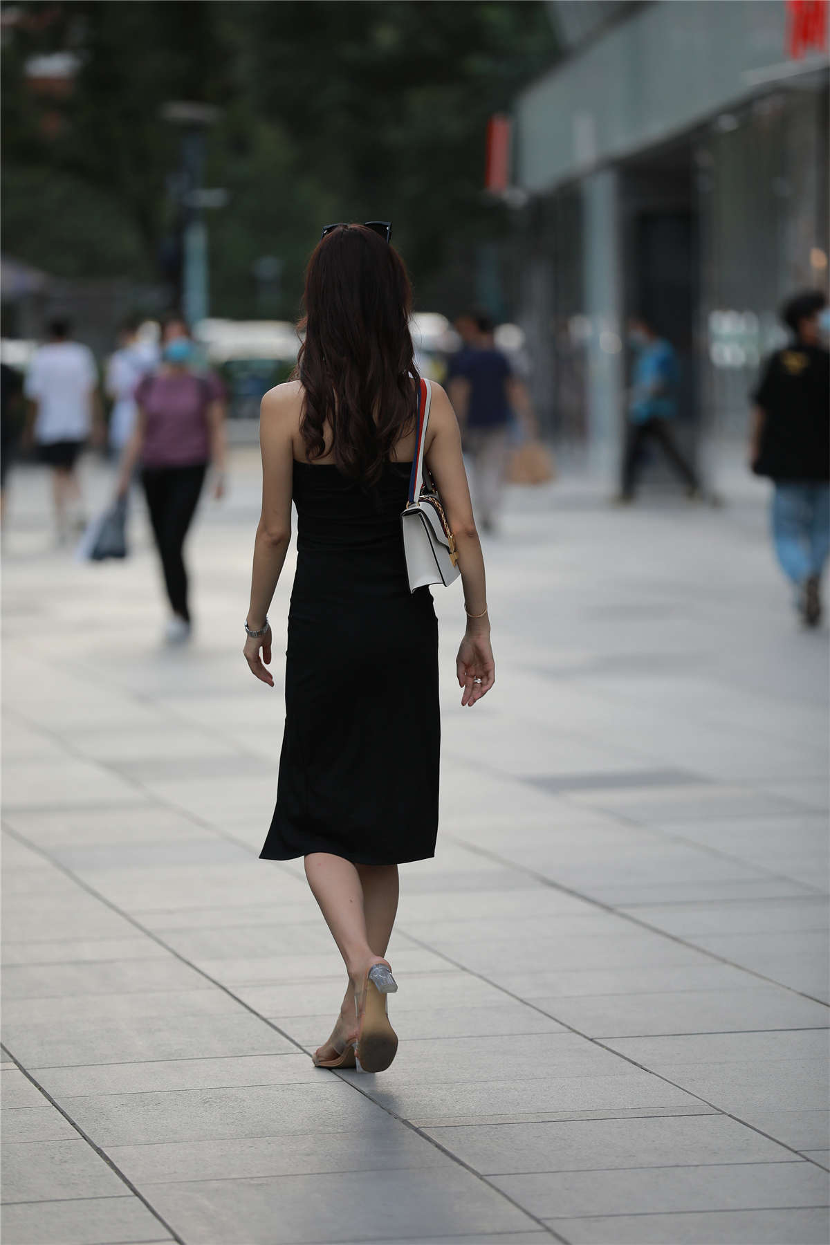 图片[2]-四九城嘎子街拍作品 – 高挑美腿漂亮小姐姐-日更街拍