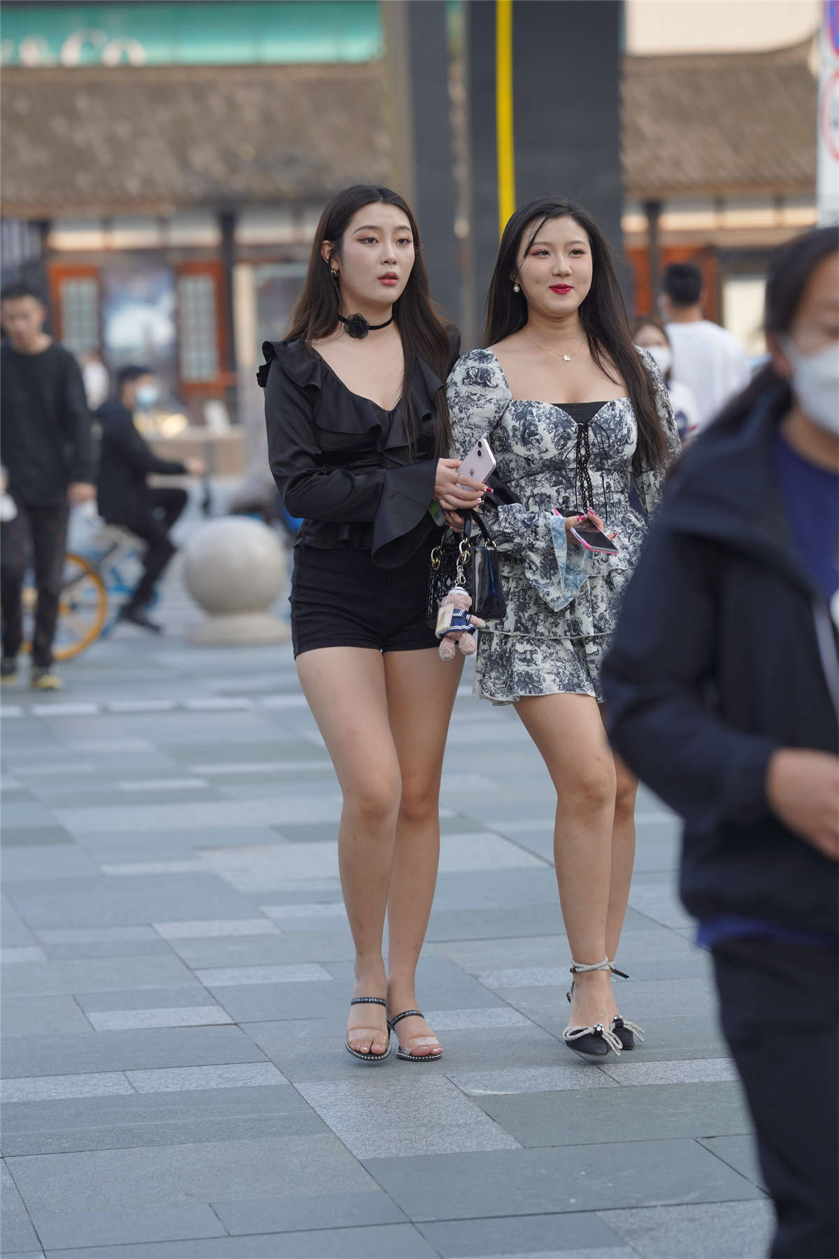 气质小闺蜜-日更街拍