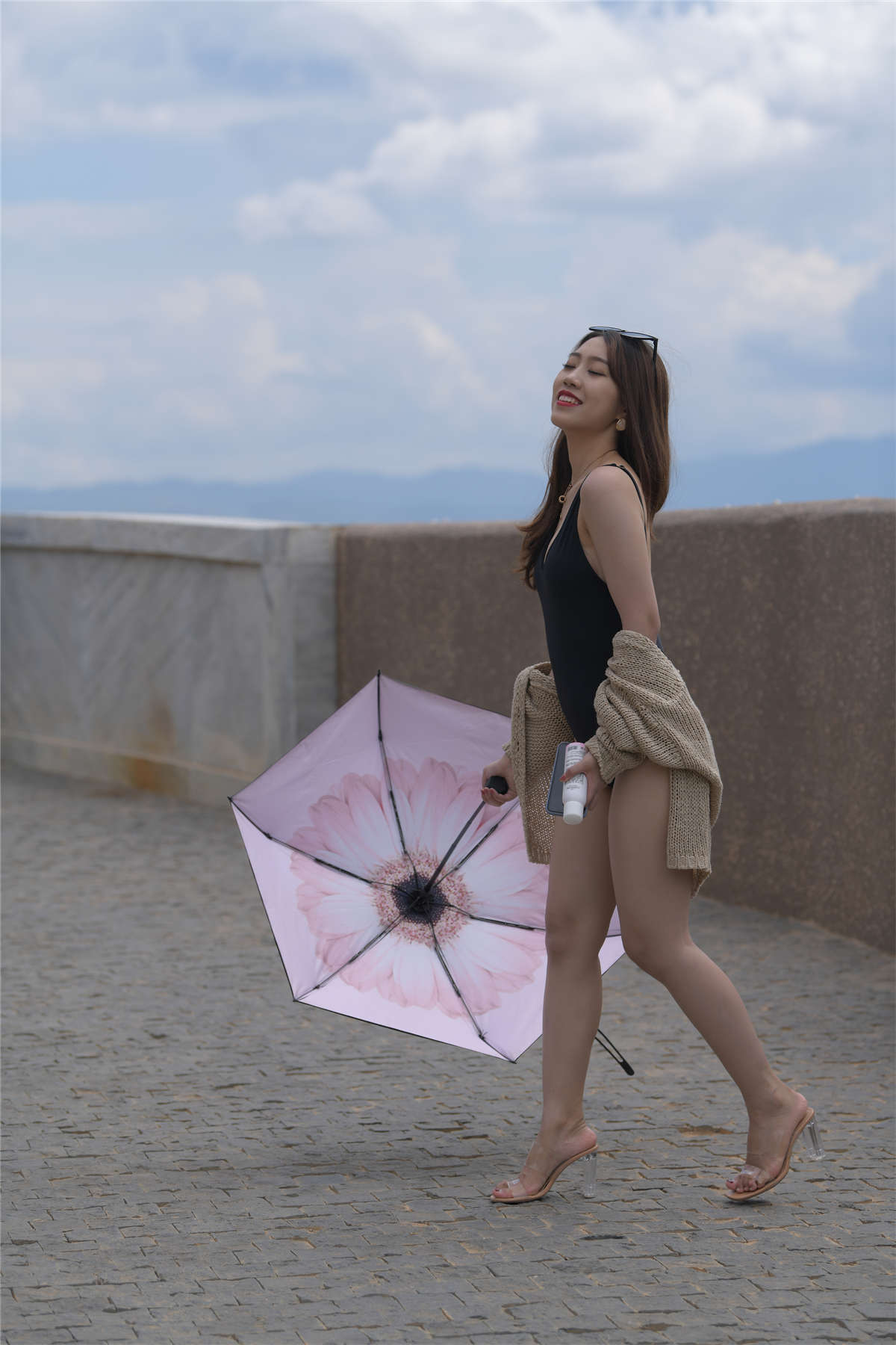 红石第旅拍作品 第一篇 黑色比基尼小姐姐-日更街拍