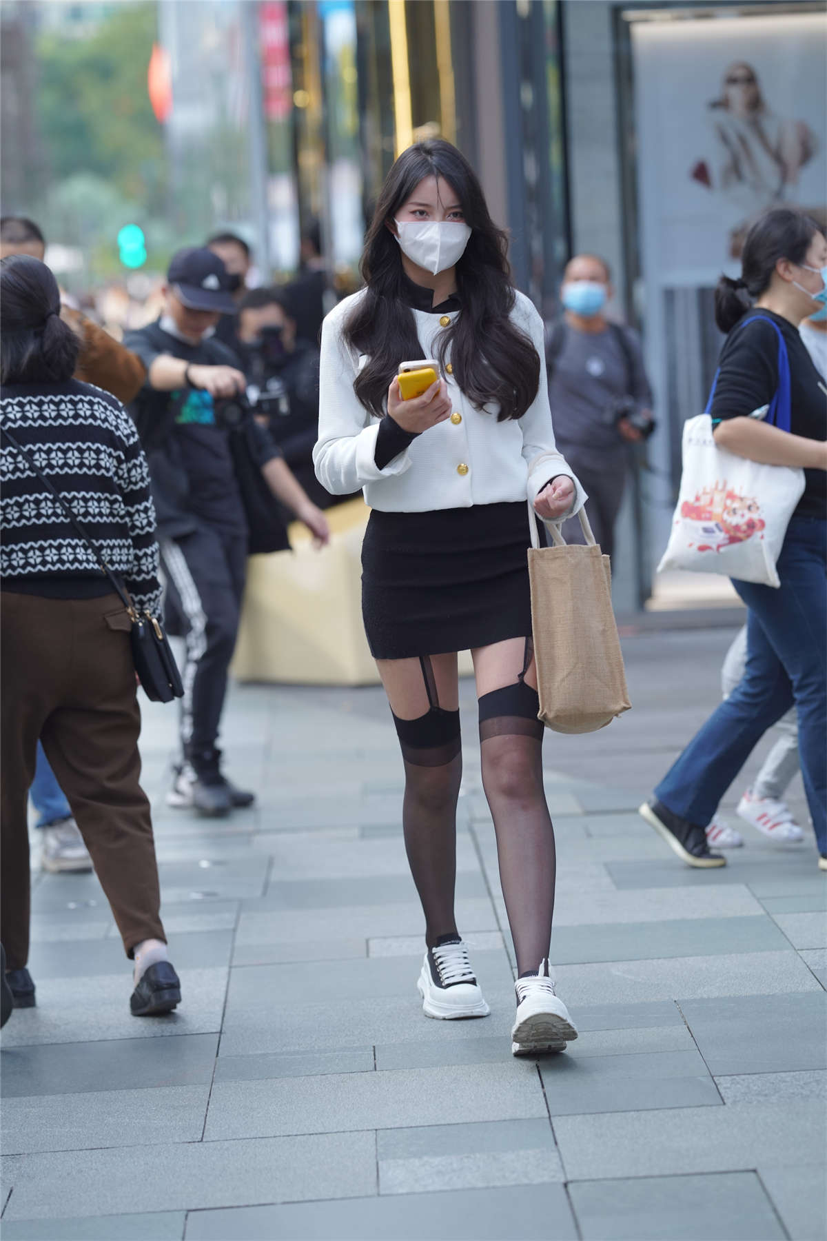 图片[2]-职业装知性美-日更街拍