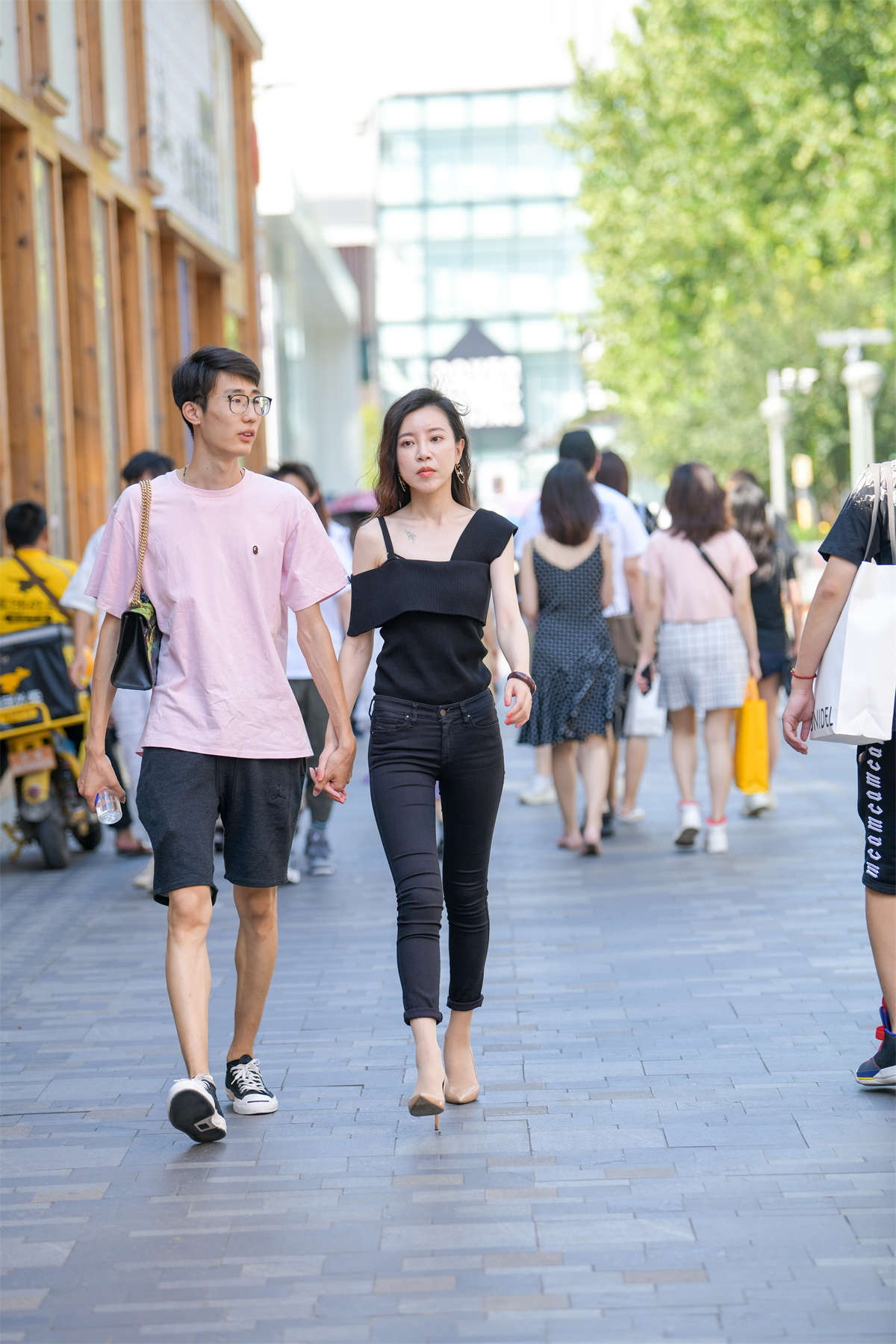 骨感温婉黑色系-日更街拍