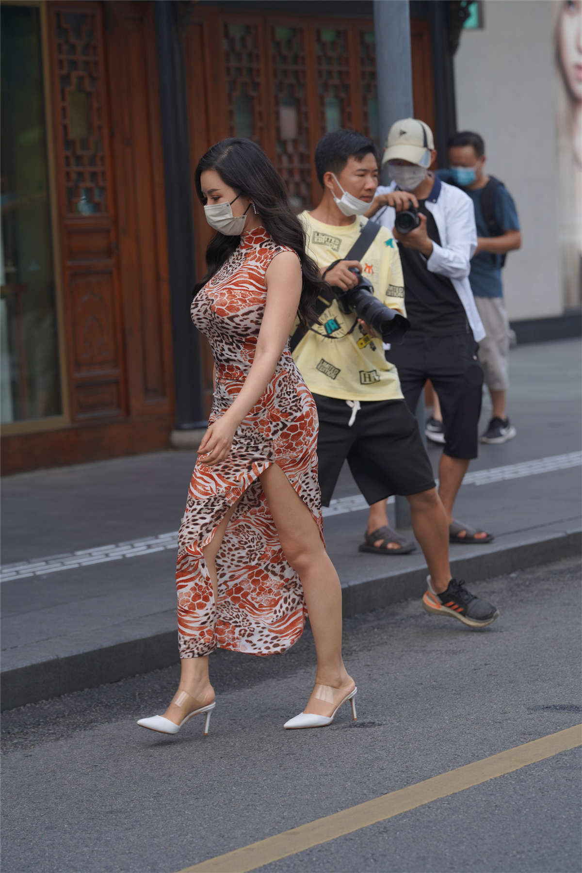 图片[2]-丰满旗袍-日更街拍