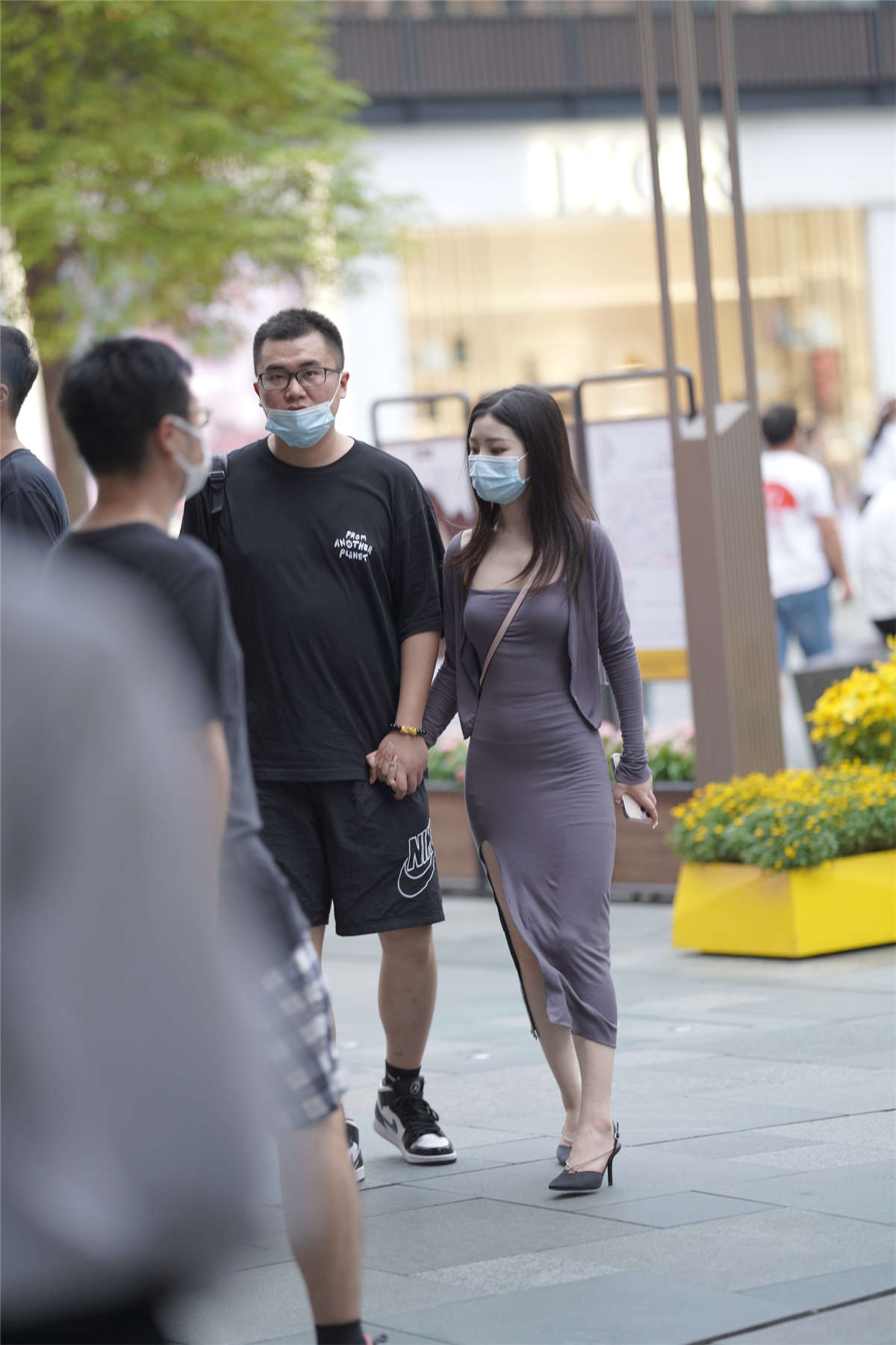 图片[2]-极品包臀裙女友-日更街拍