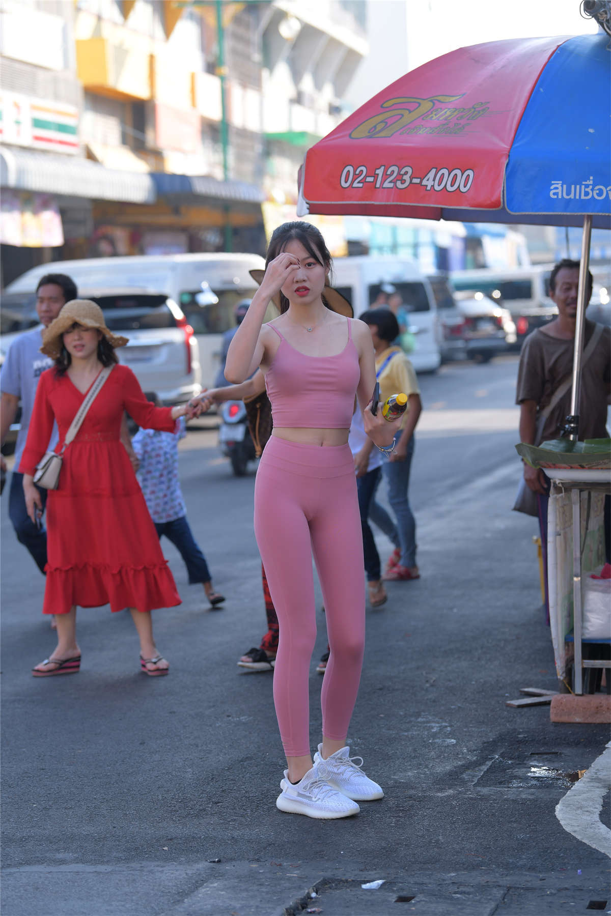 图片[2]-[魔镜原创摄影]红石摄影作品 粉色瑜伽裤美眉-日更街拍