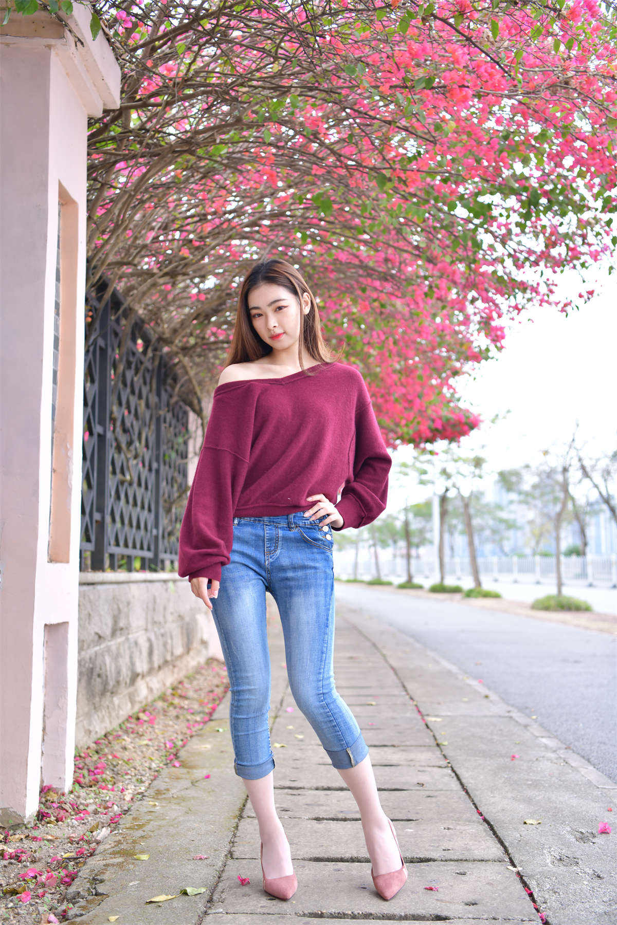 [魔镜原创摄影]牛仔裤肉丝小姐姐-日更街拍