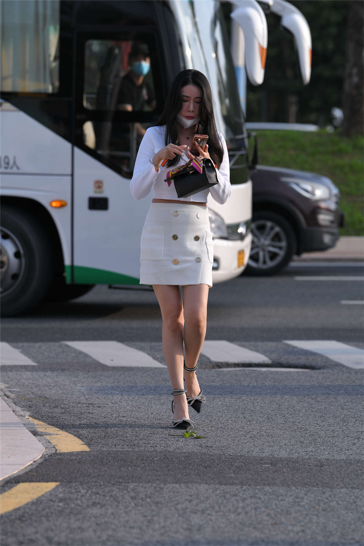 图片[2]-白色小香风套装裙-日更街拍