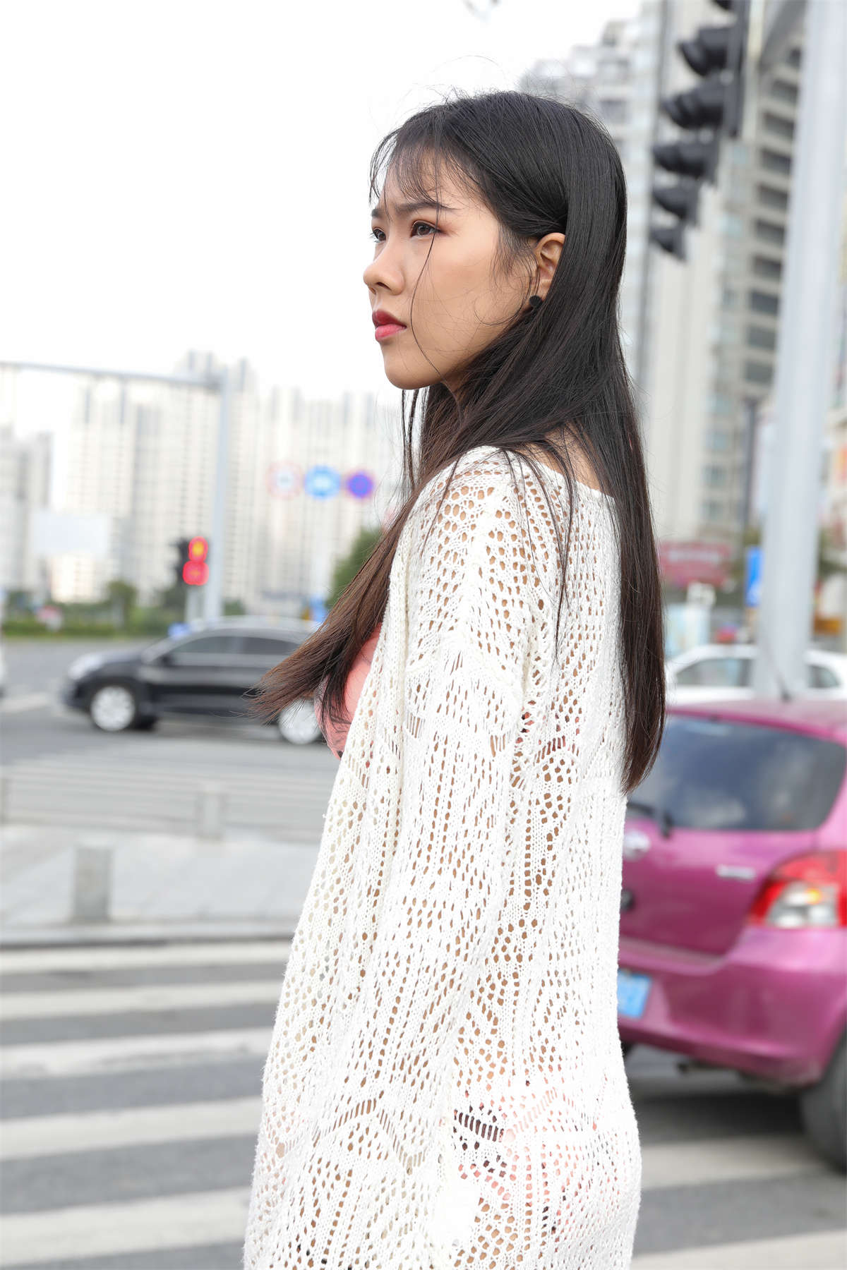 [魔镜原创摄影]海边沙滩比基尼妹子-日更街拍