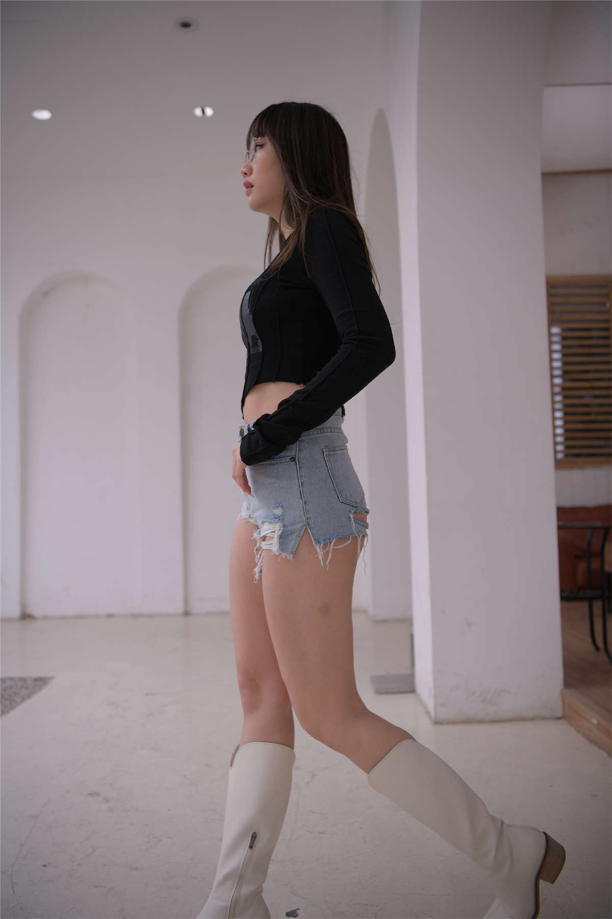 图片[2]-[魔镜原创摄影]一只麋鹿摄影作品 Love Again-日更街拍