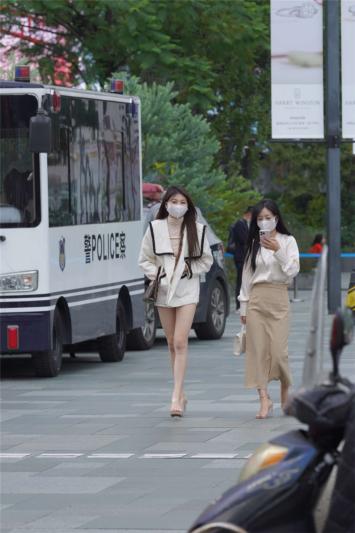 图片[2]-干净素雅白色系-日更街拍