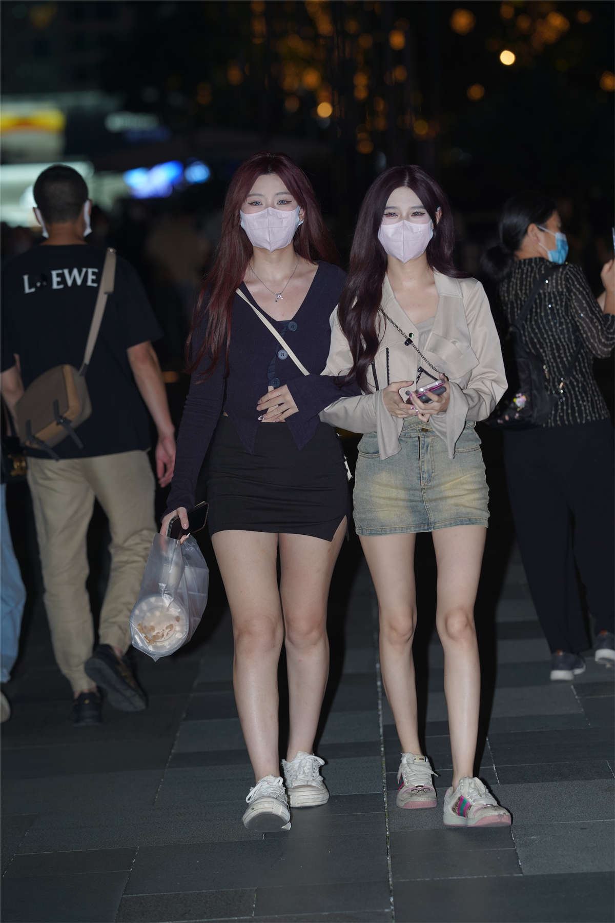 图片[2]-青春靓丽姐妹花-日更街拍