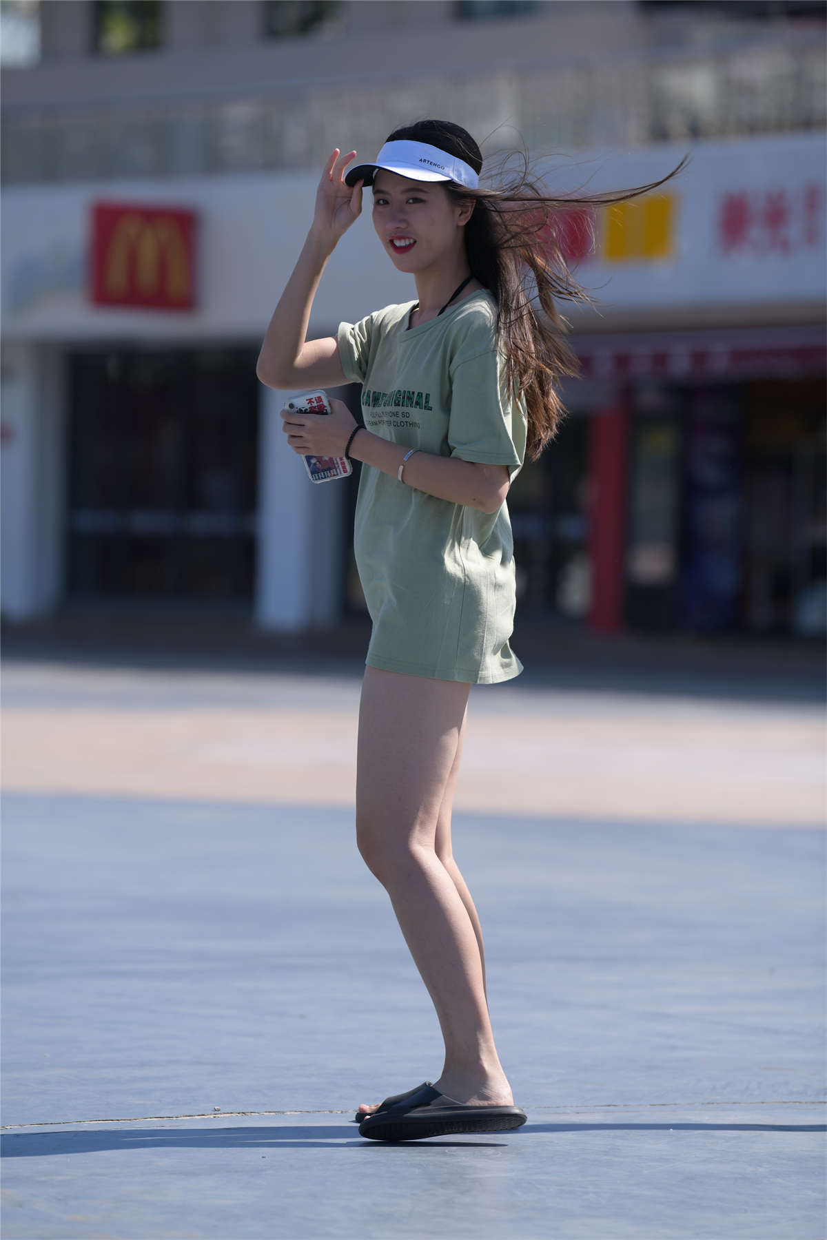 [魔镜原创摄影]一始街拍作品 You Don't Know Me-日更街拍