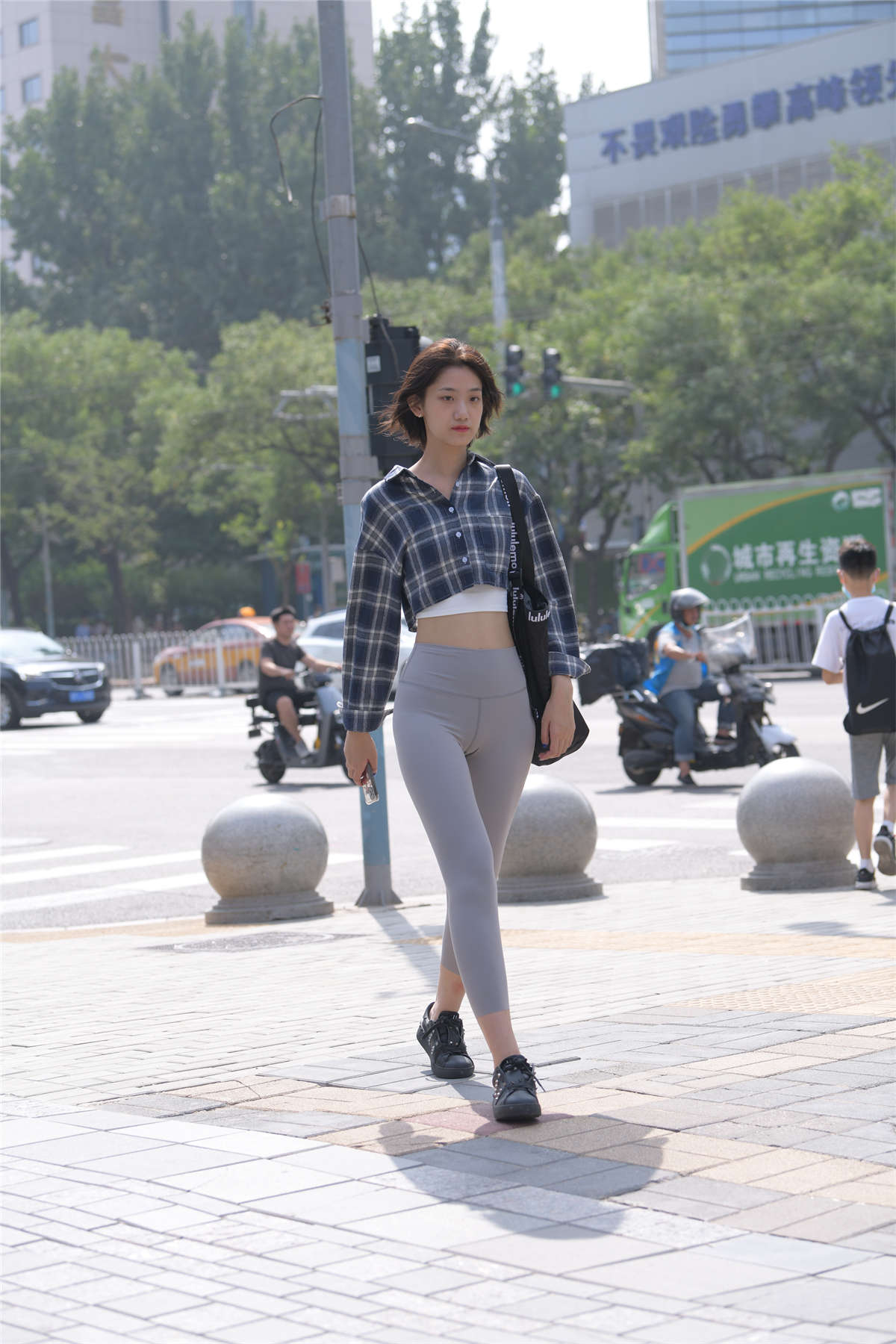 [魔镜原创摄影]一始街拍作品 予你-日更街拍