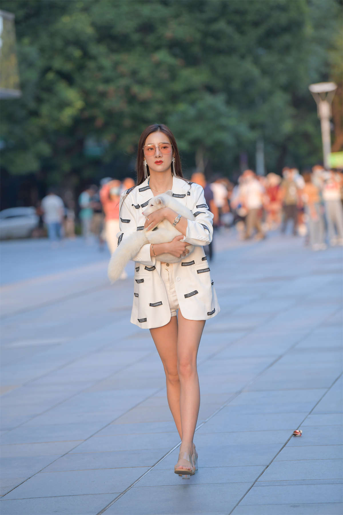 图片[2]-可爱的白狐-日更街拍