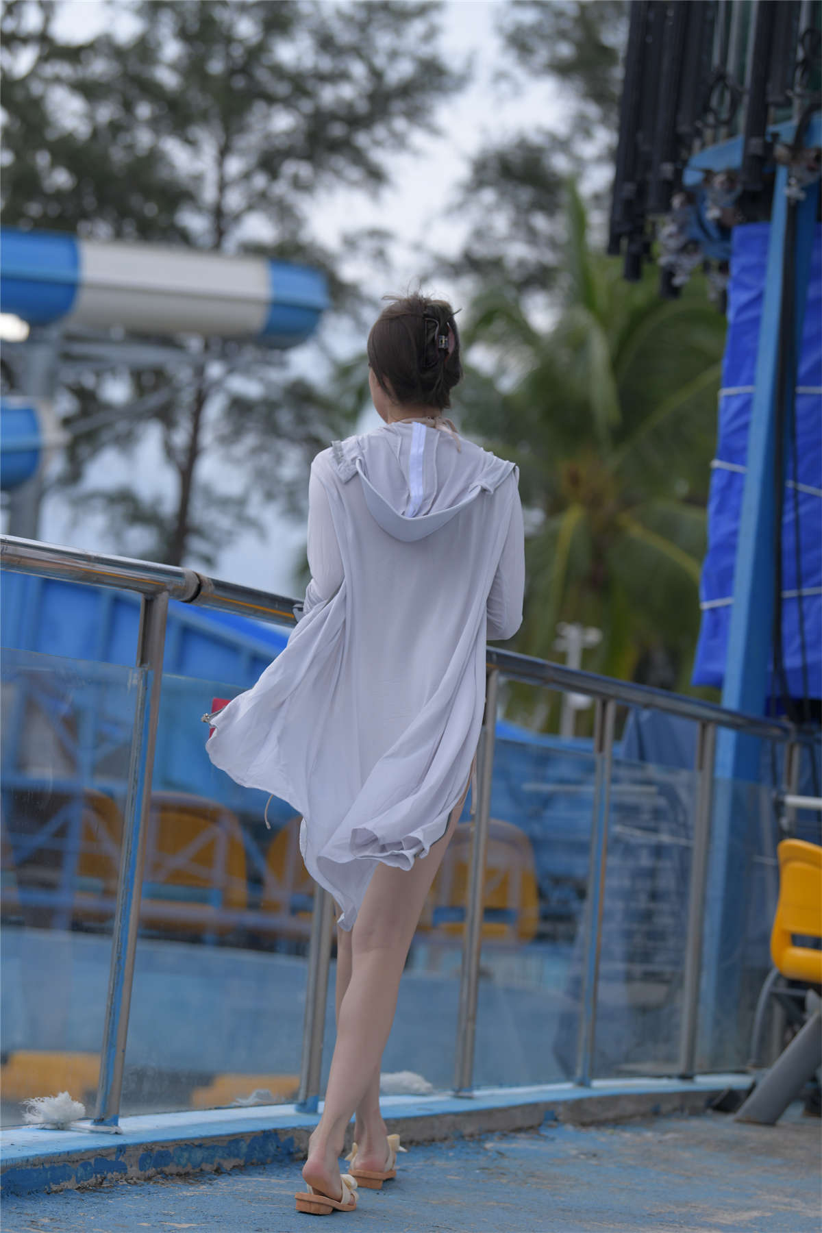 图片[2]-[魔镜原创摄影] 一始街拍作品 荒野人鱼-日更街拍