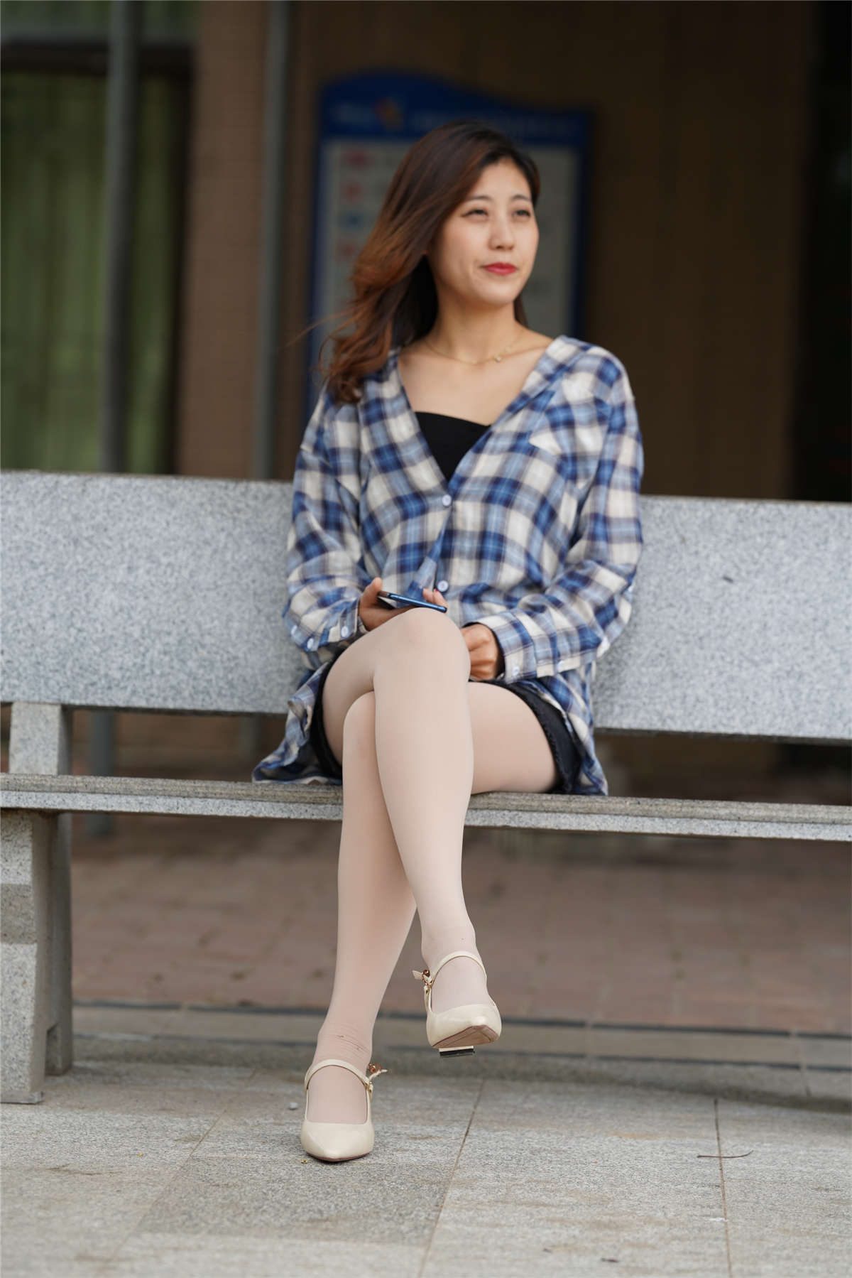 图片[2]-[魔镜原创摄影]小S街拍作品 牛仔裙肉丝高跟-日更街拍