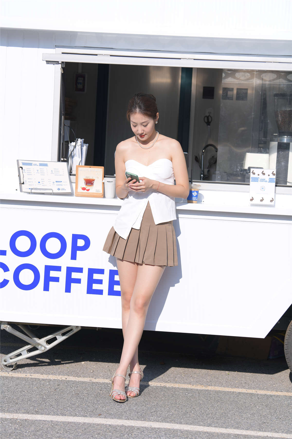 [魔镜原创摄影] 一只麋鹿摄影作品 - 迷迭香水味-日更街拍