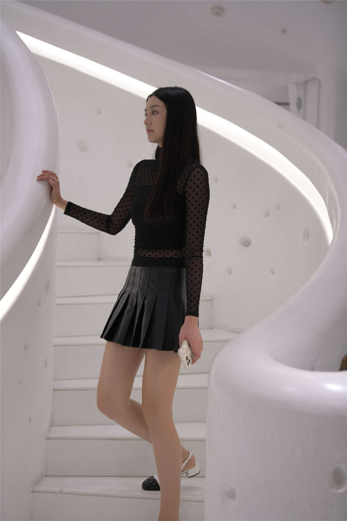 [魔镜原创摄影] 一始街拍作品 - 蓝色阴雨-日更街拍