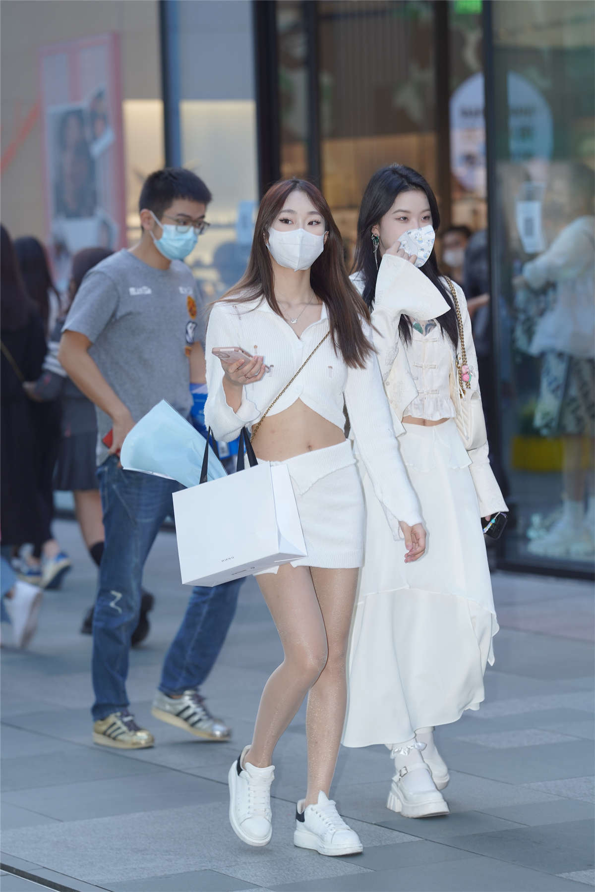 图片[2]-闺蜜逛街-日更街拍