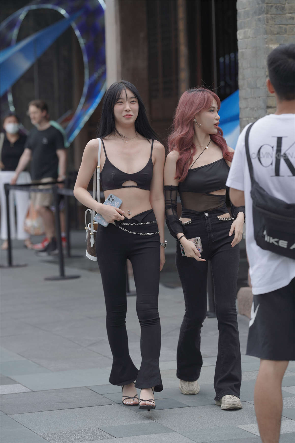 图片[2]-暗黑风搭配-日更街拍