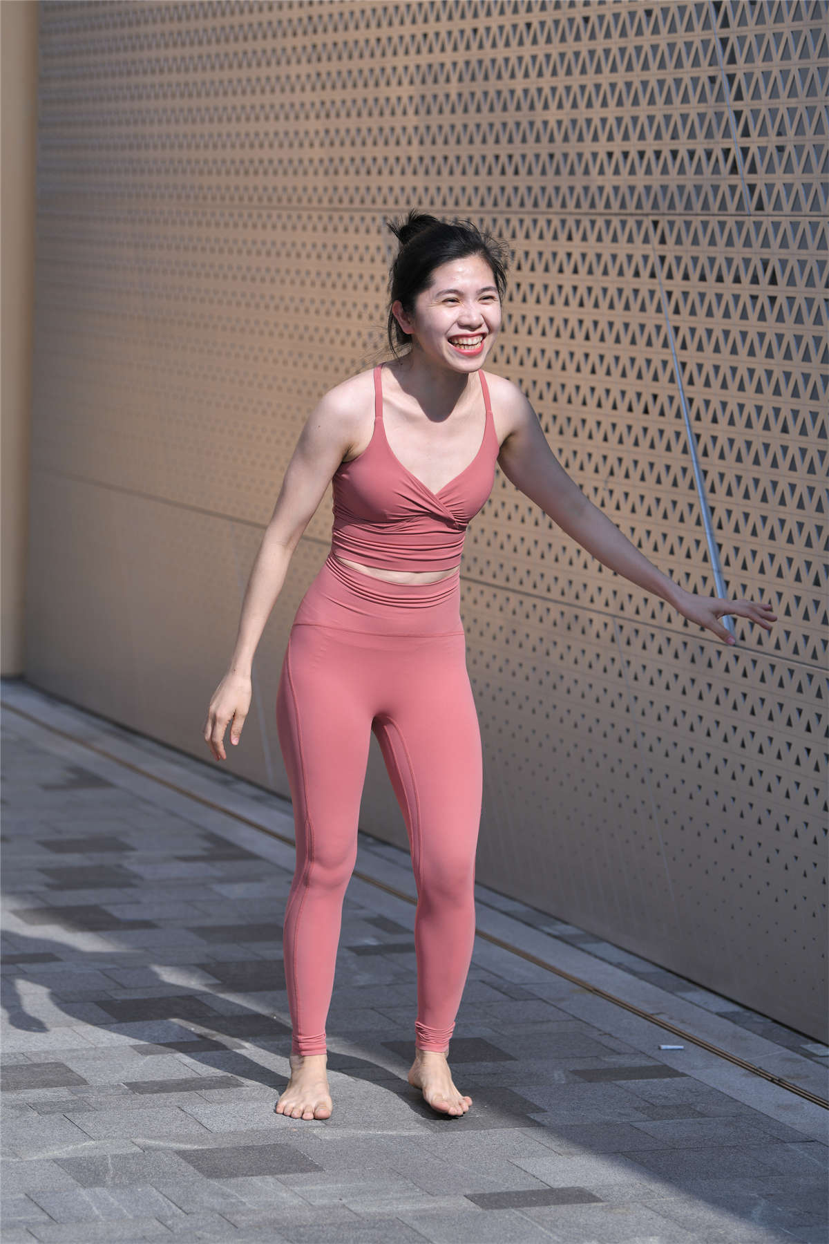 图片[2]-街头瑜伽-日更街拍