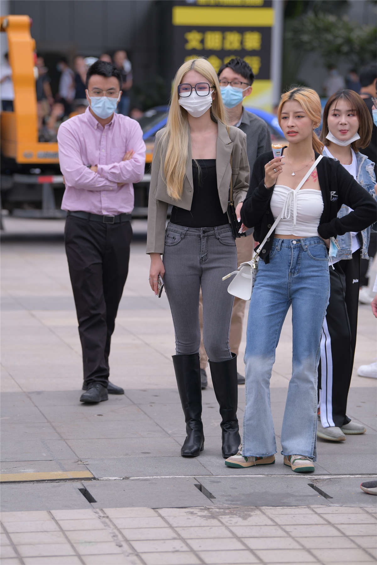 图片[2]-帅气长靴牛仔-日更街拍