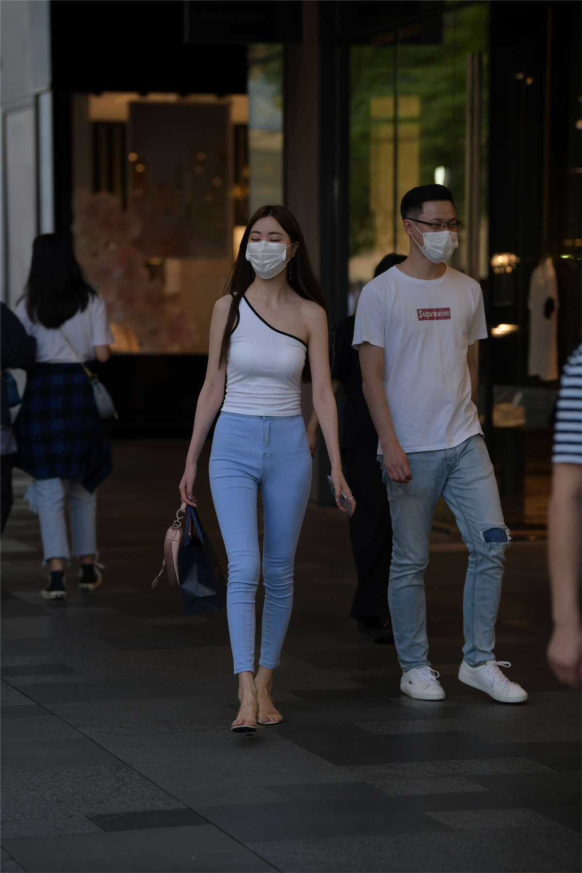 图片[2]-青春浅蓝搭配白色-日更街拍