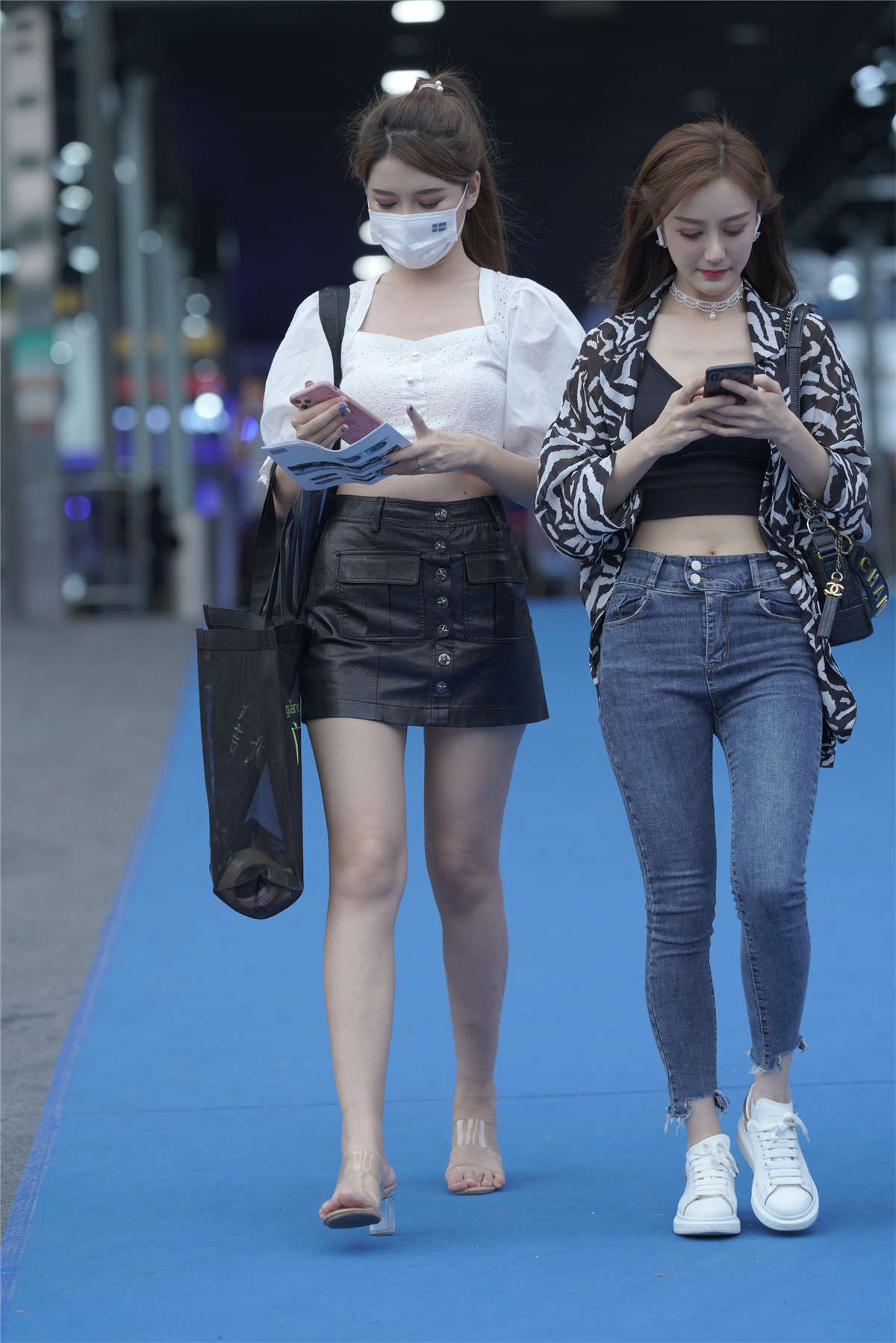 图片[2]-黑色紧牛小蛮腰-日更街拍