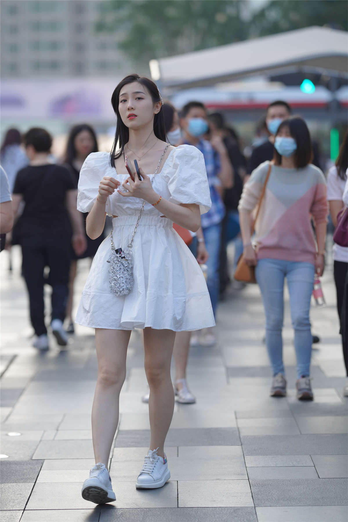 图片[2]-白裙清爽女孩-日更街拍