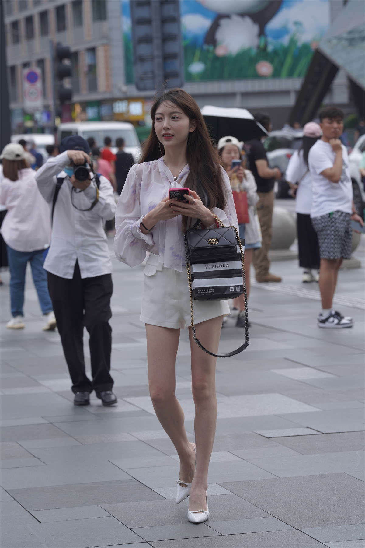 图片[2]-甜美长腿女孩-日更街拍