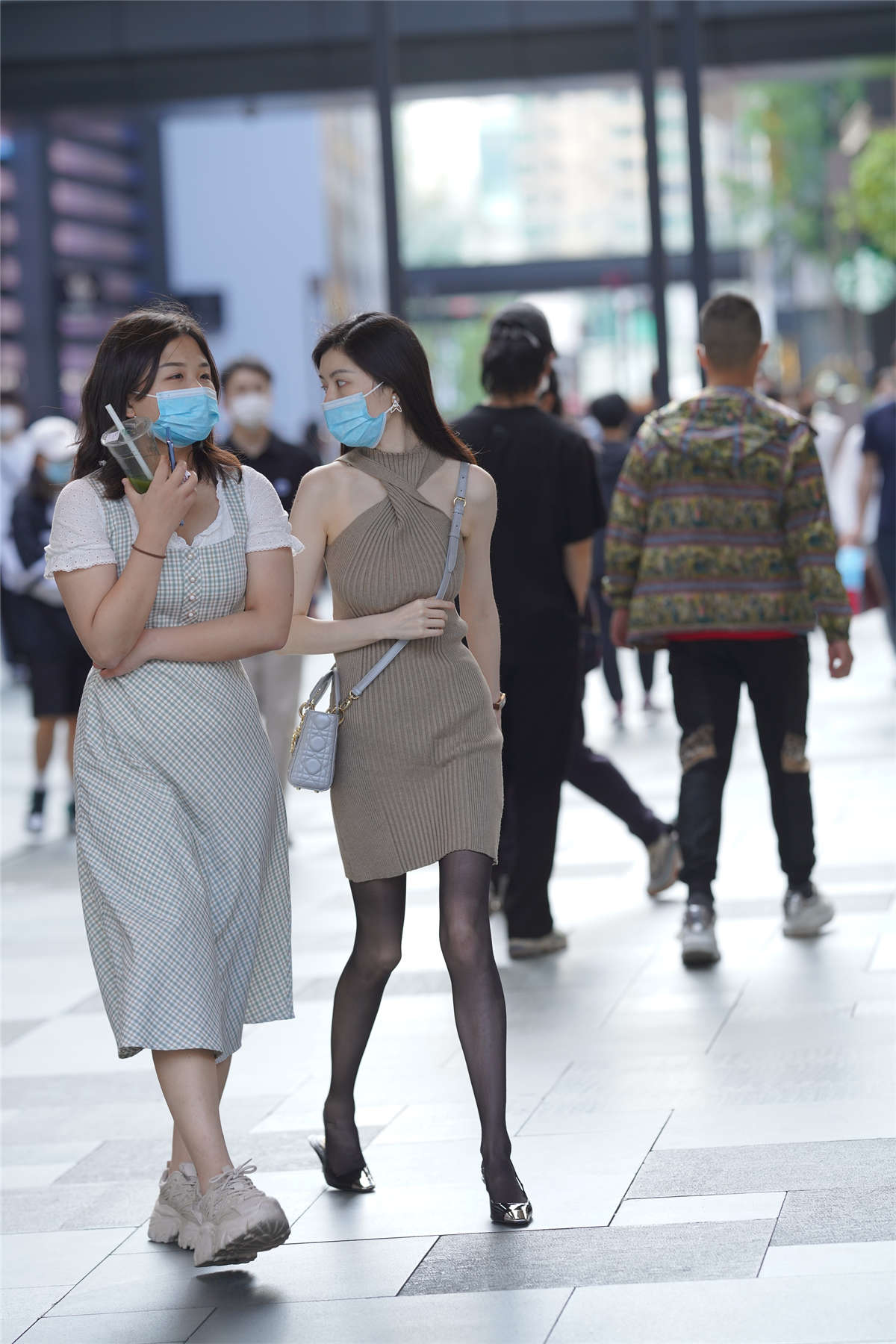 图片[2]-温婉气质针织裙-日更街拍