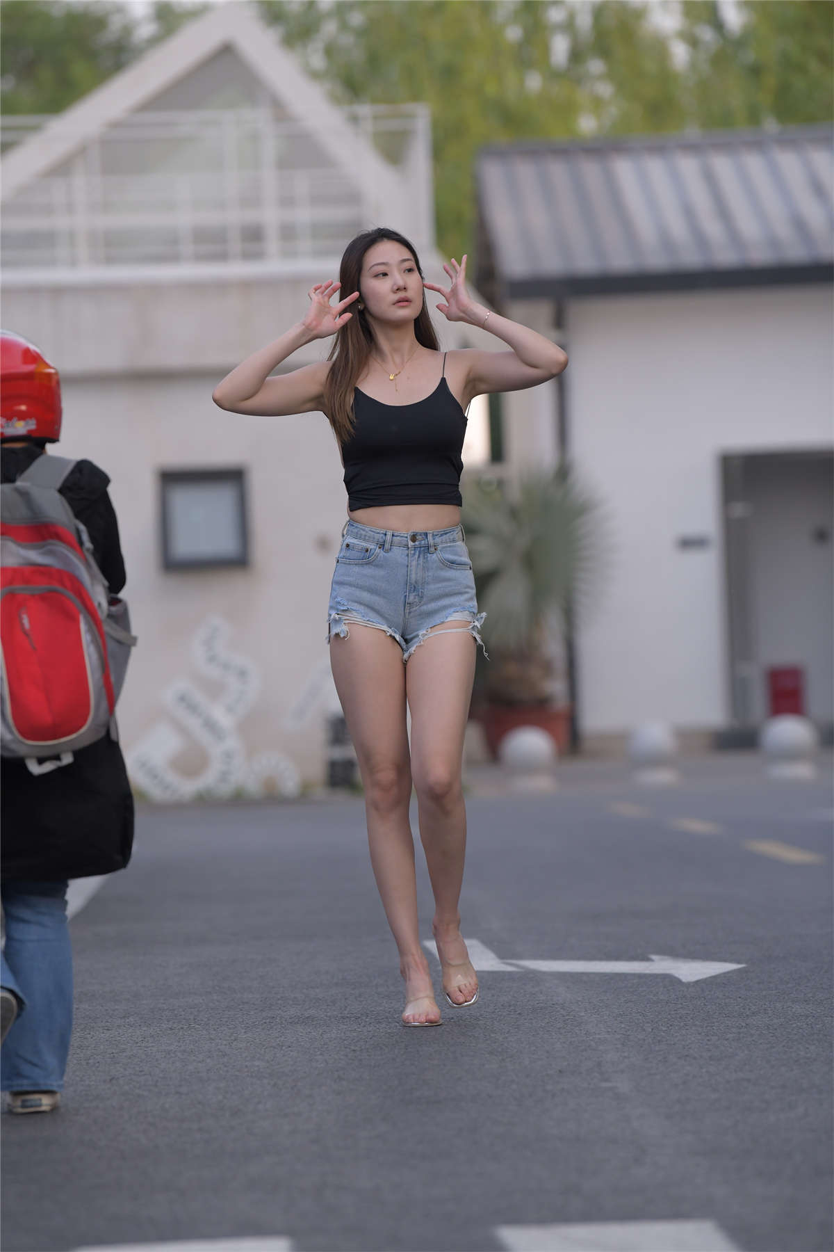 图片[2]-[魔镜原创摄影]一始街拍作品 – 半颗烟花烫-日更街拍