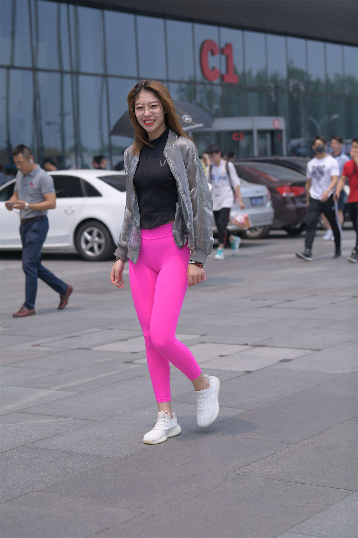 图片[2]-甜美运动装-日更街拍