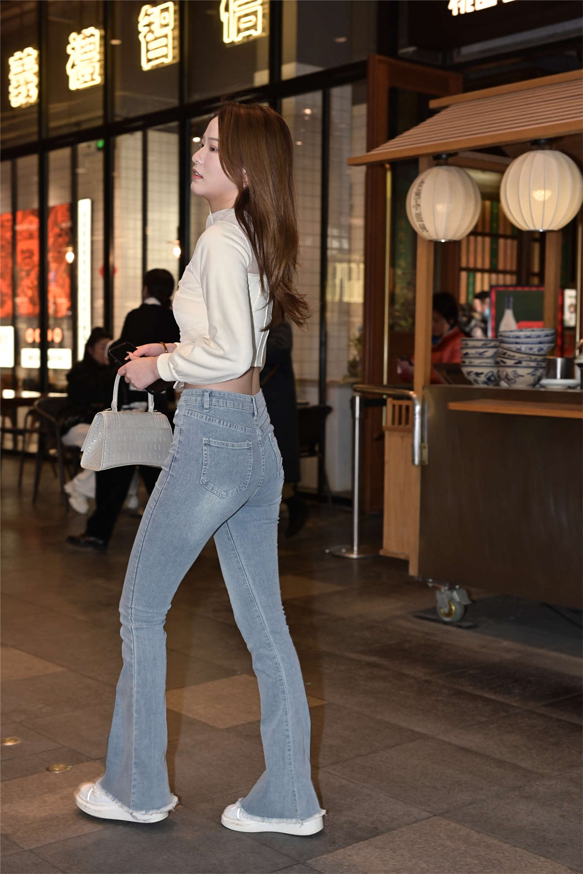 图片[2]-喇叭牛仔裤-日更街拍