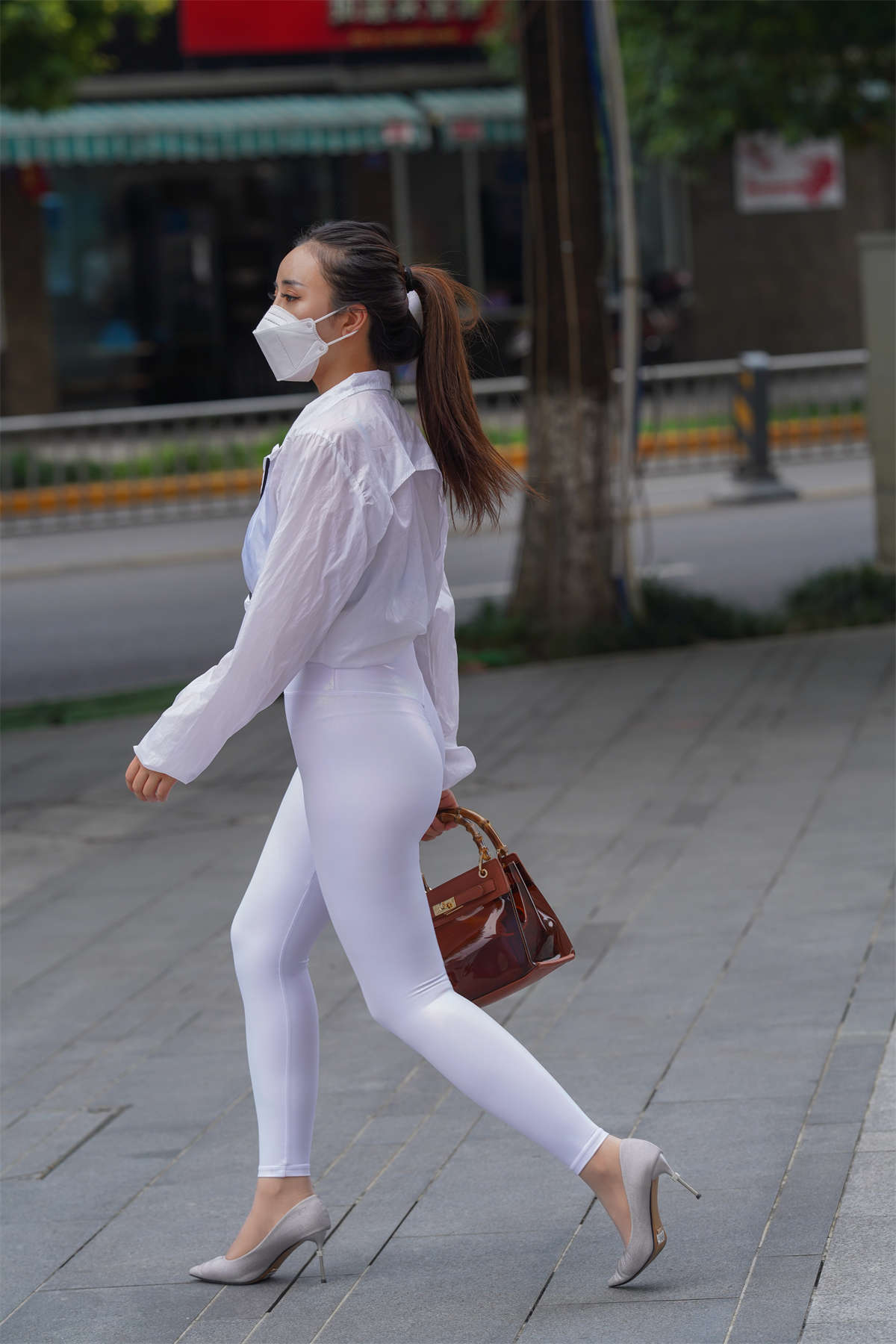 图片[2]-[魔镜原创摄影]凯恩摄影作品 白裤女人-日更街拍