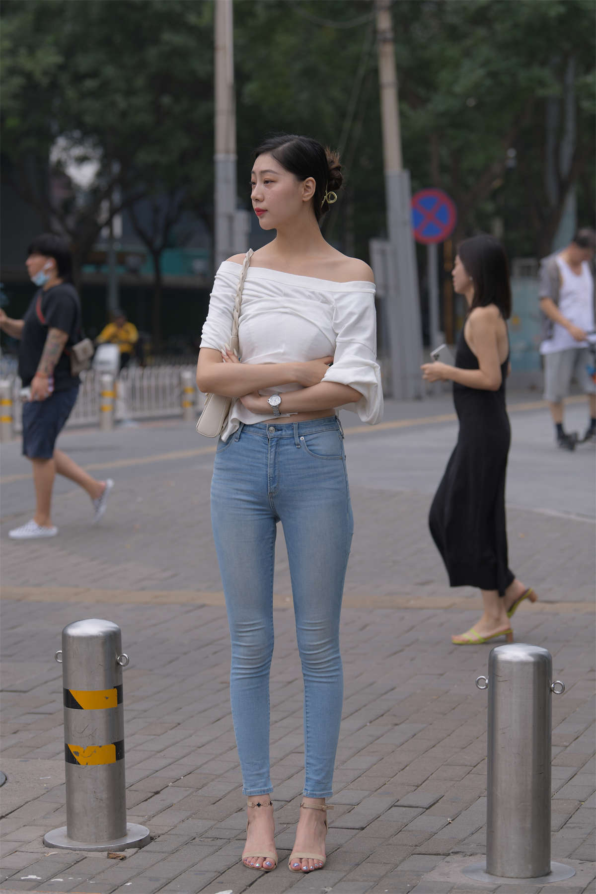 图片[2]-[魔镜原创摄影]一只麋鹿摄影作品 高挑的紧牛美女-日更街拍