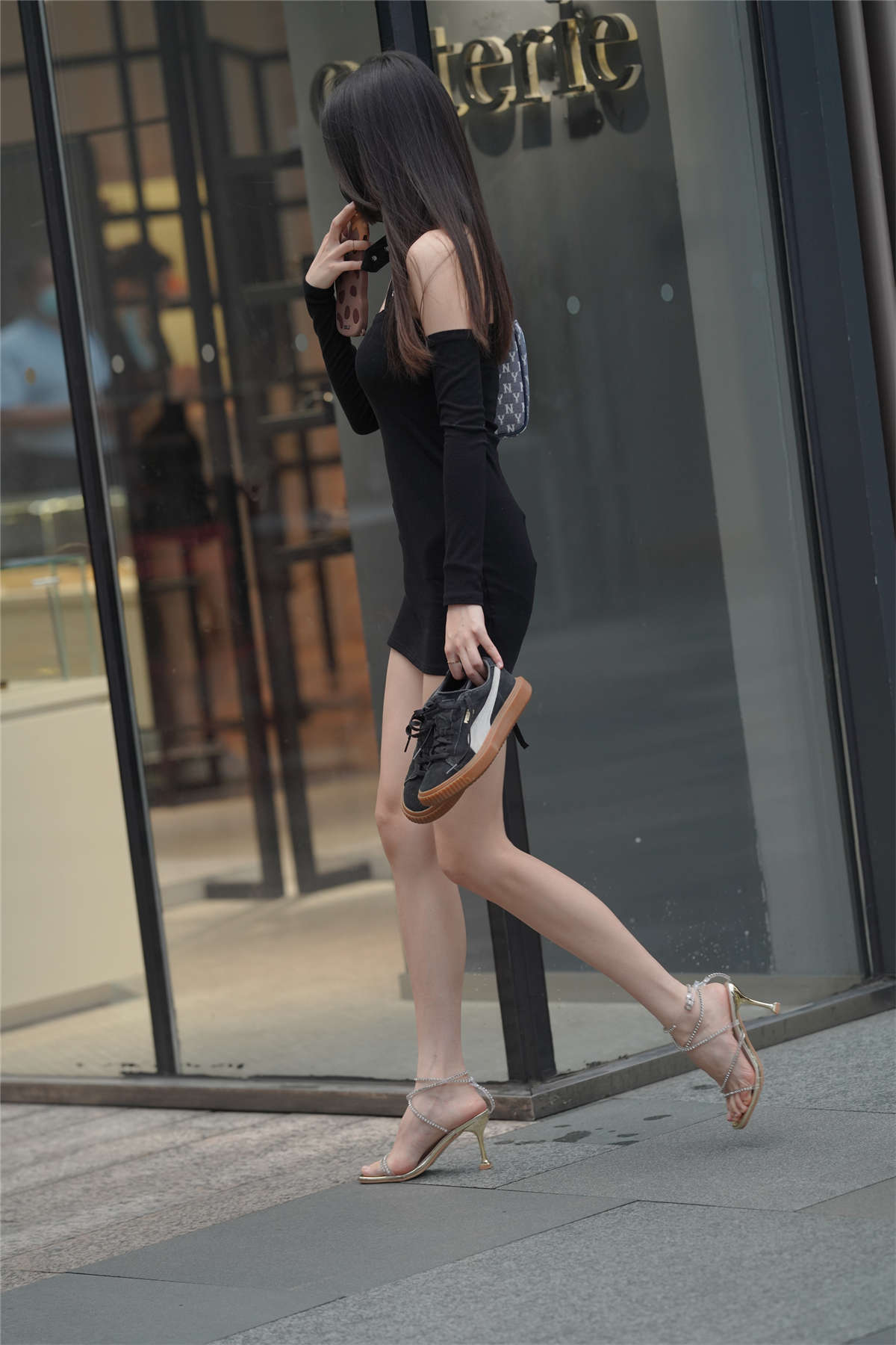 图片[2]-简约黑裙-日更街拍