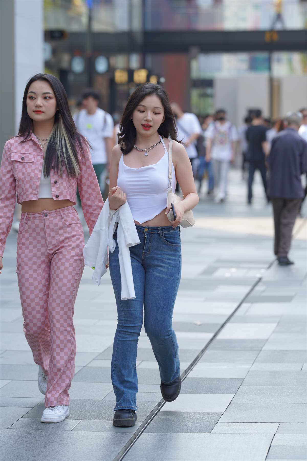 图片[2]-活力热辣牛仔裤-日更街拍