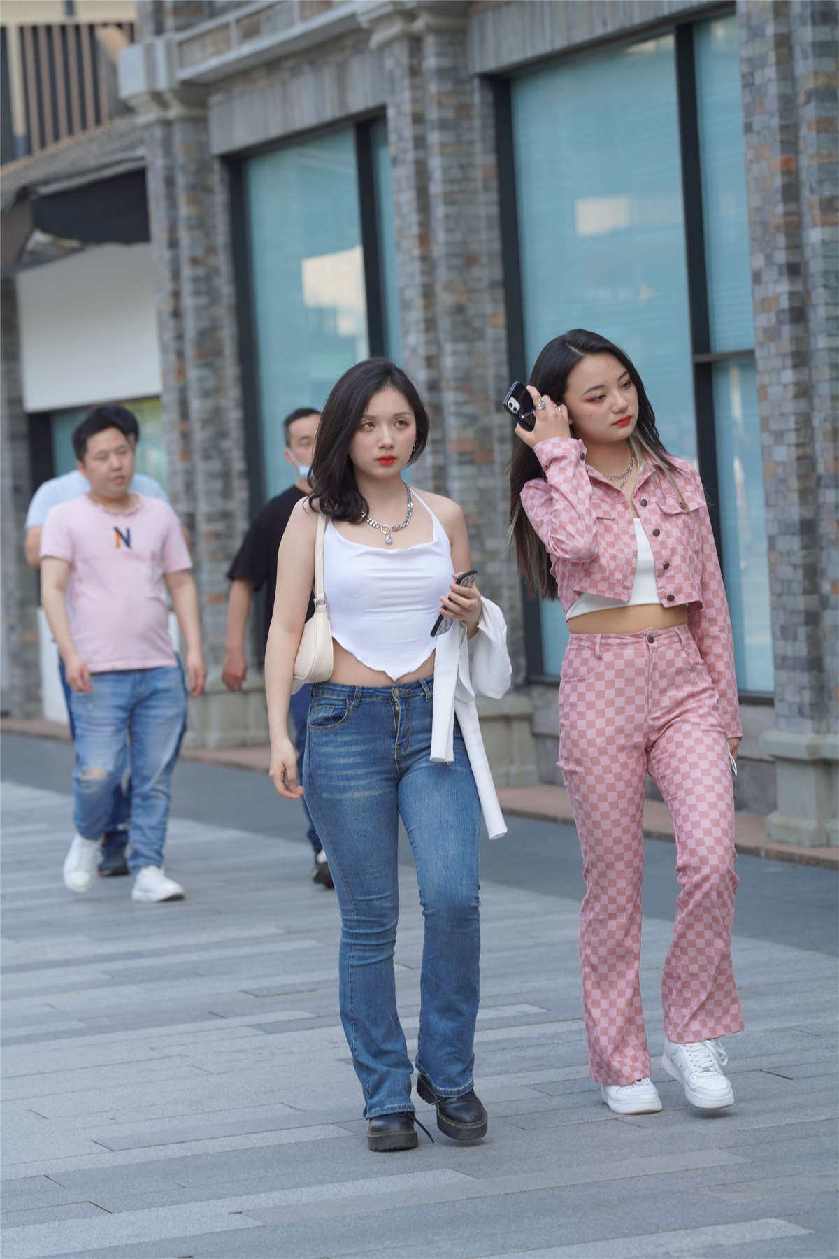 活力热辣牛仔裤-日更街拍