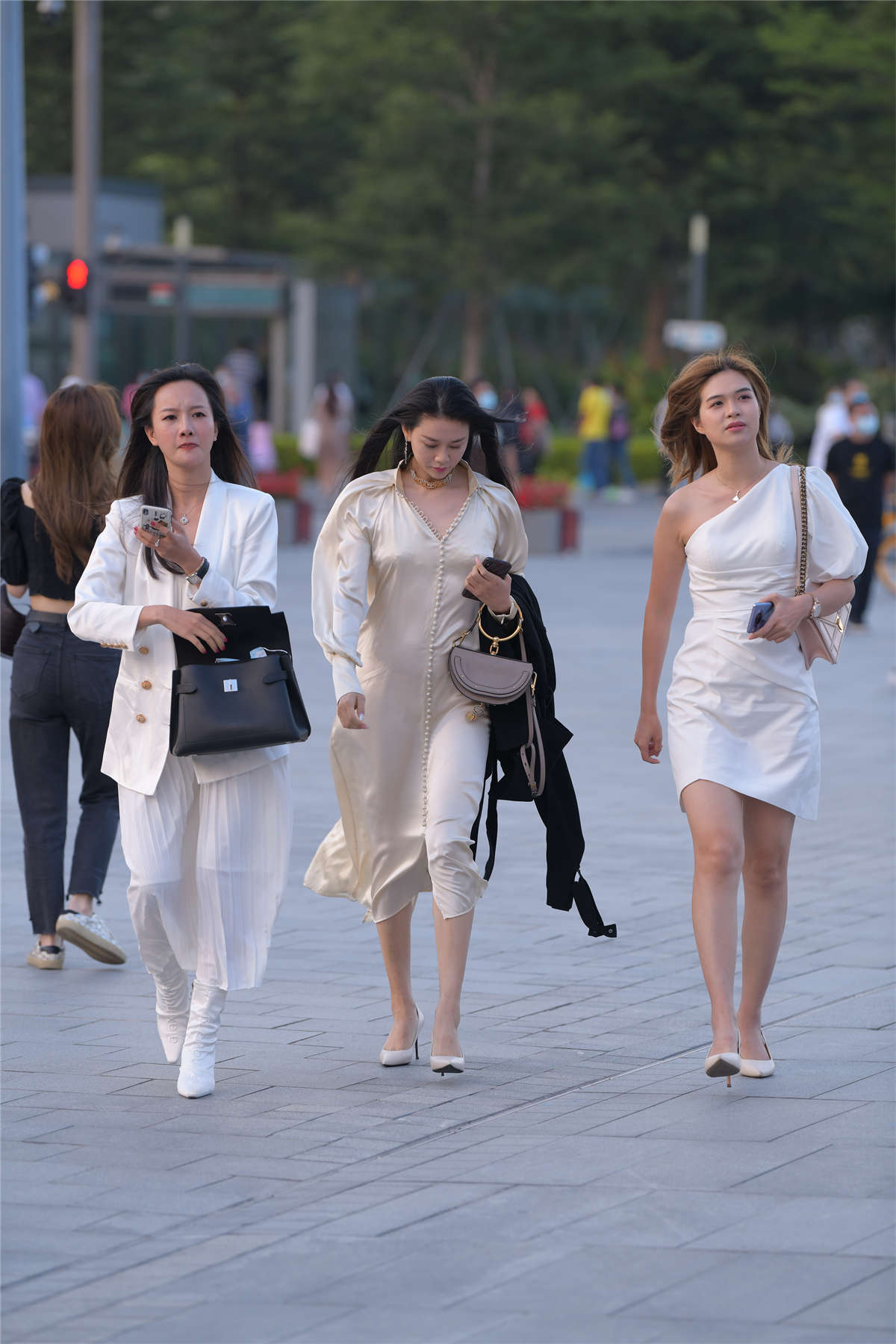 图片[2]-时尚衬衫长裙-日更街拍