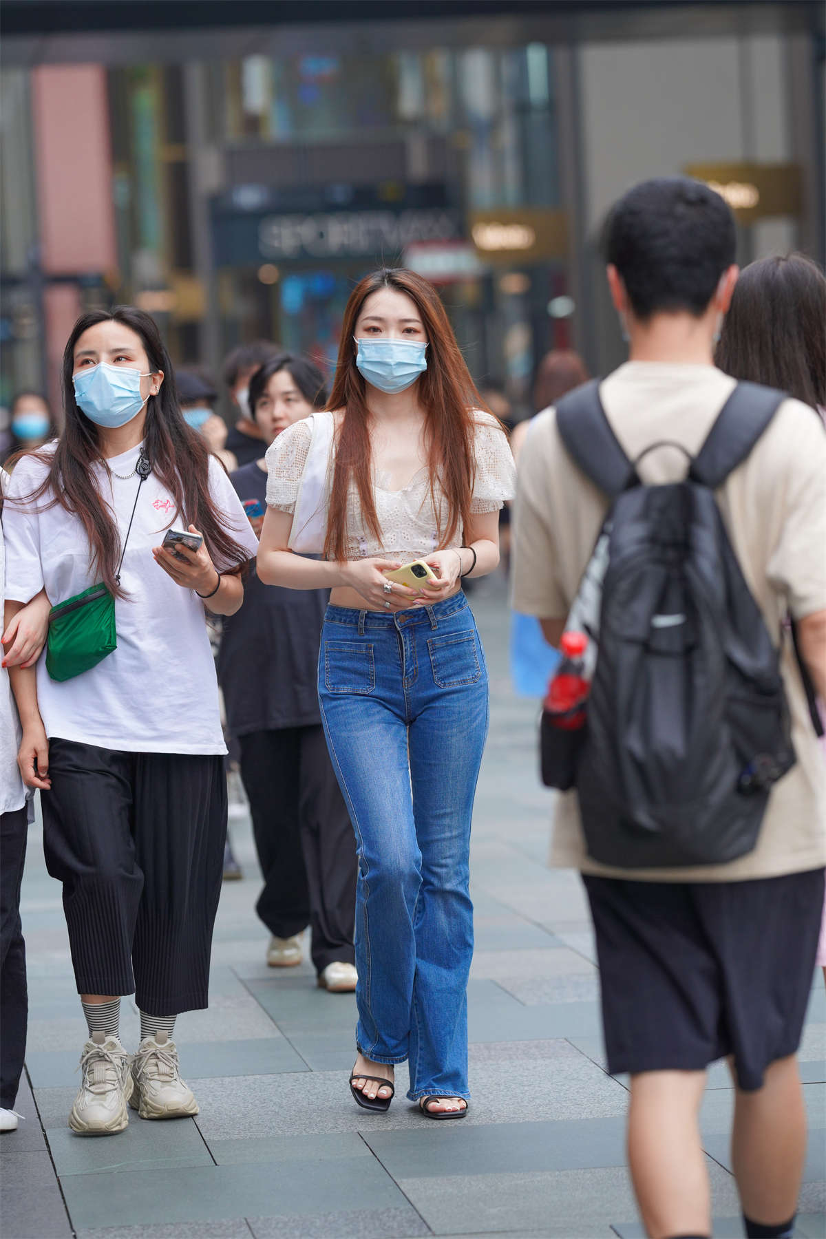 图片[2]-清秀美丽牛仔裤-日更街拍