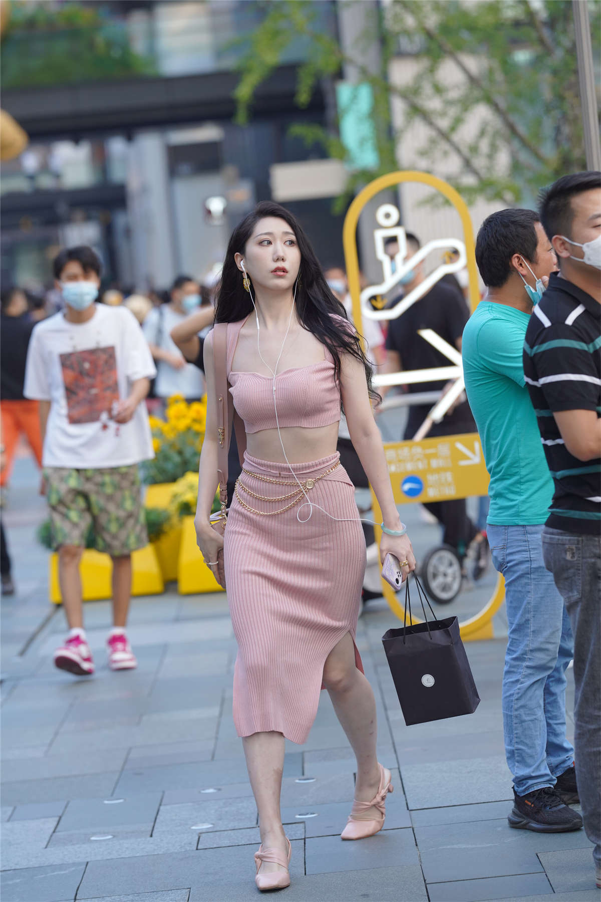 图片[2]-时尚甜美粉色套装裙-日更街拍