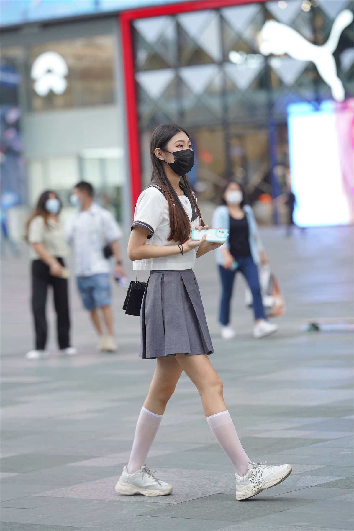 甜美可爱百褶裙-日更街拍